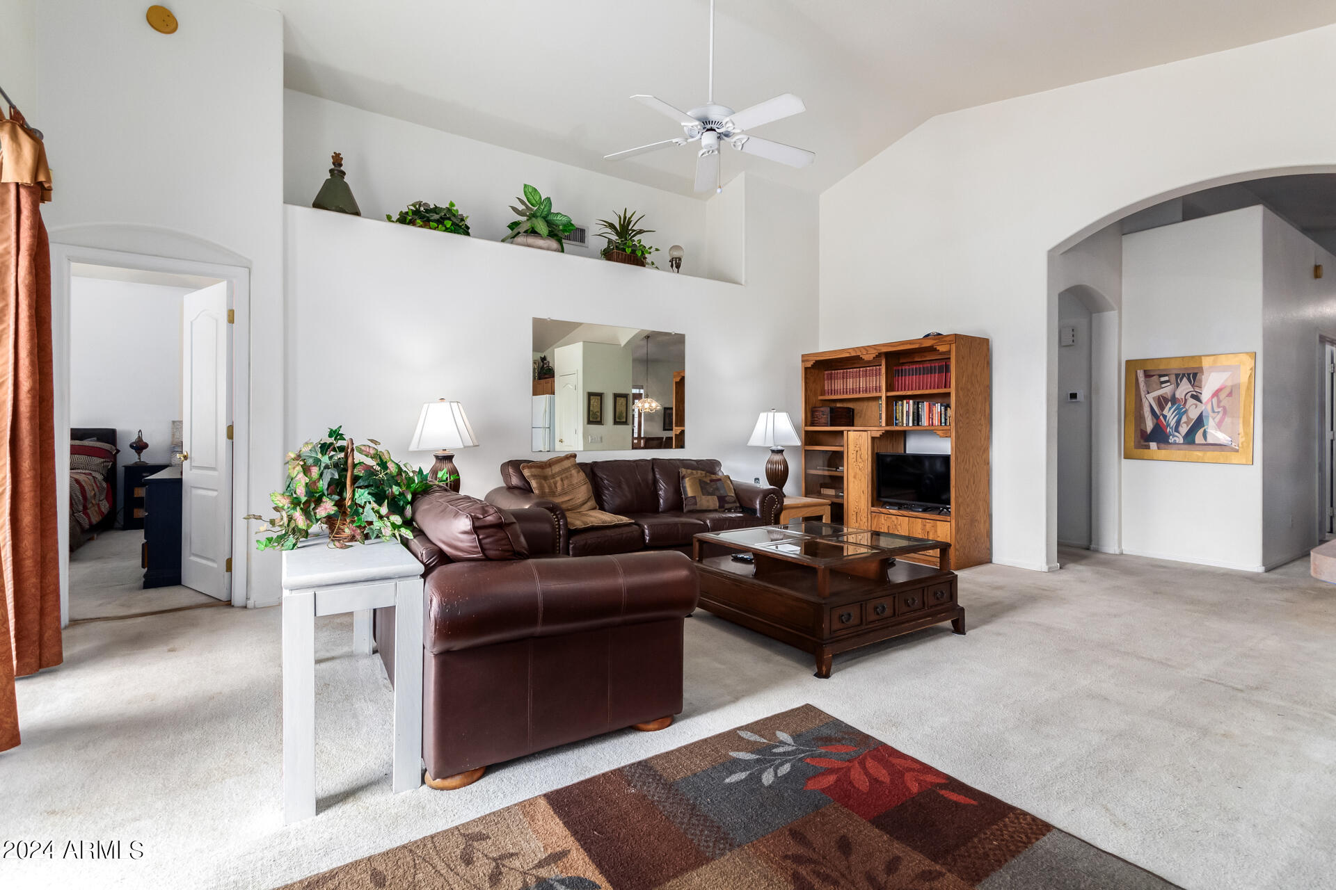 2539 E PARKSIDE Lane