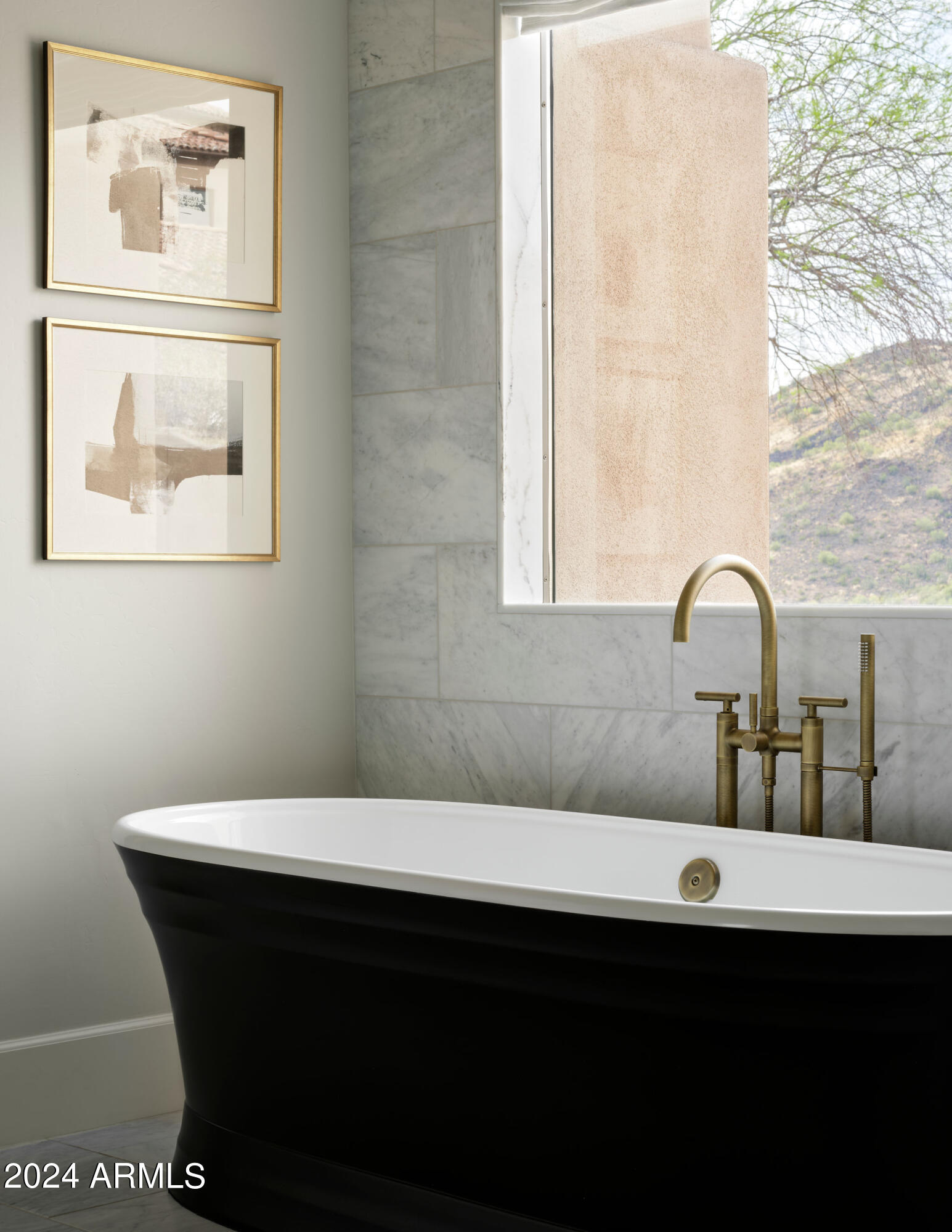 10430 N Crestview Drive