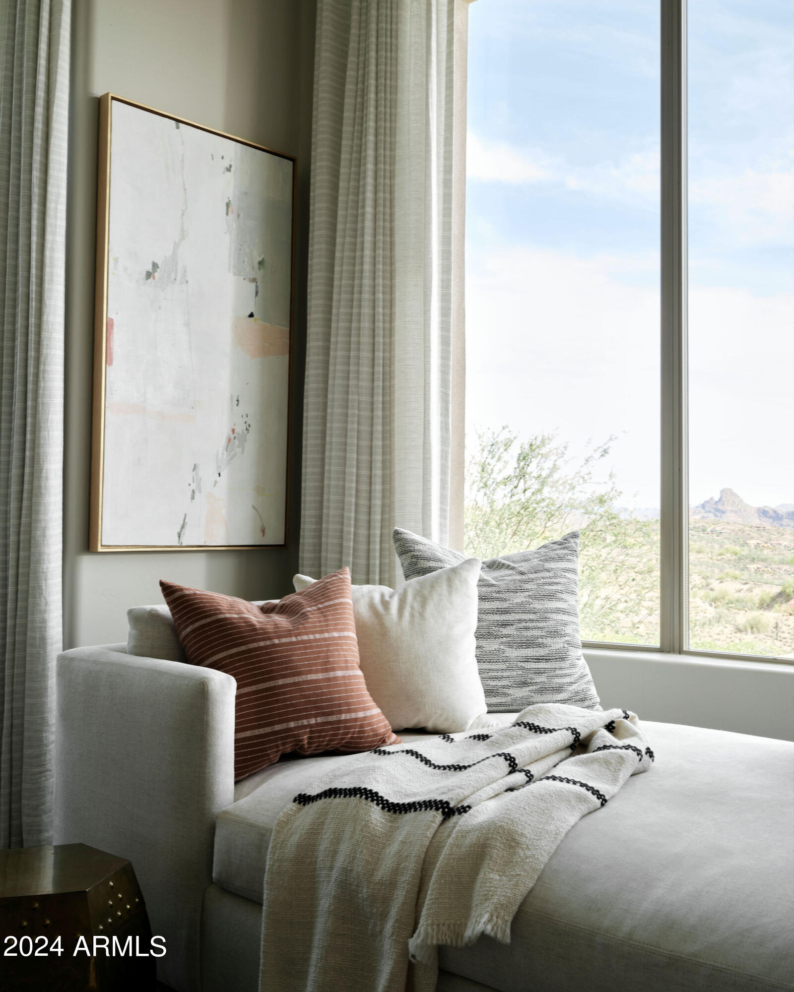 10430 N Crestview Drive