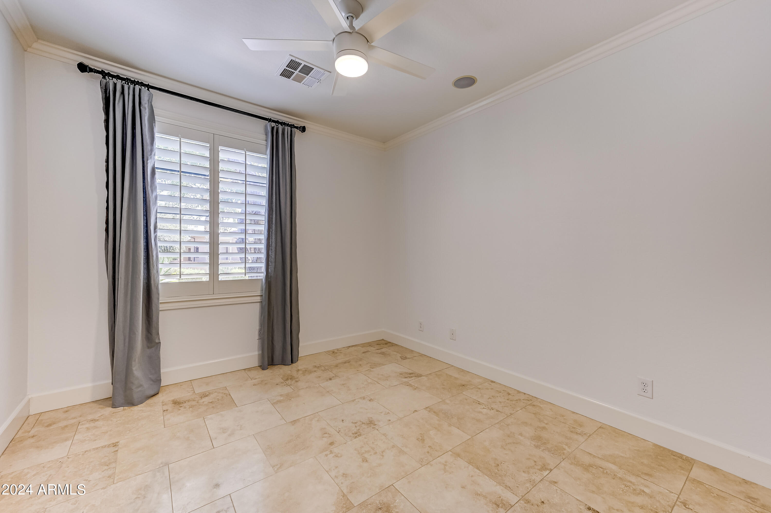 18650 N THOMPSON PEAK Parkway, 1016