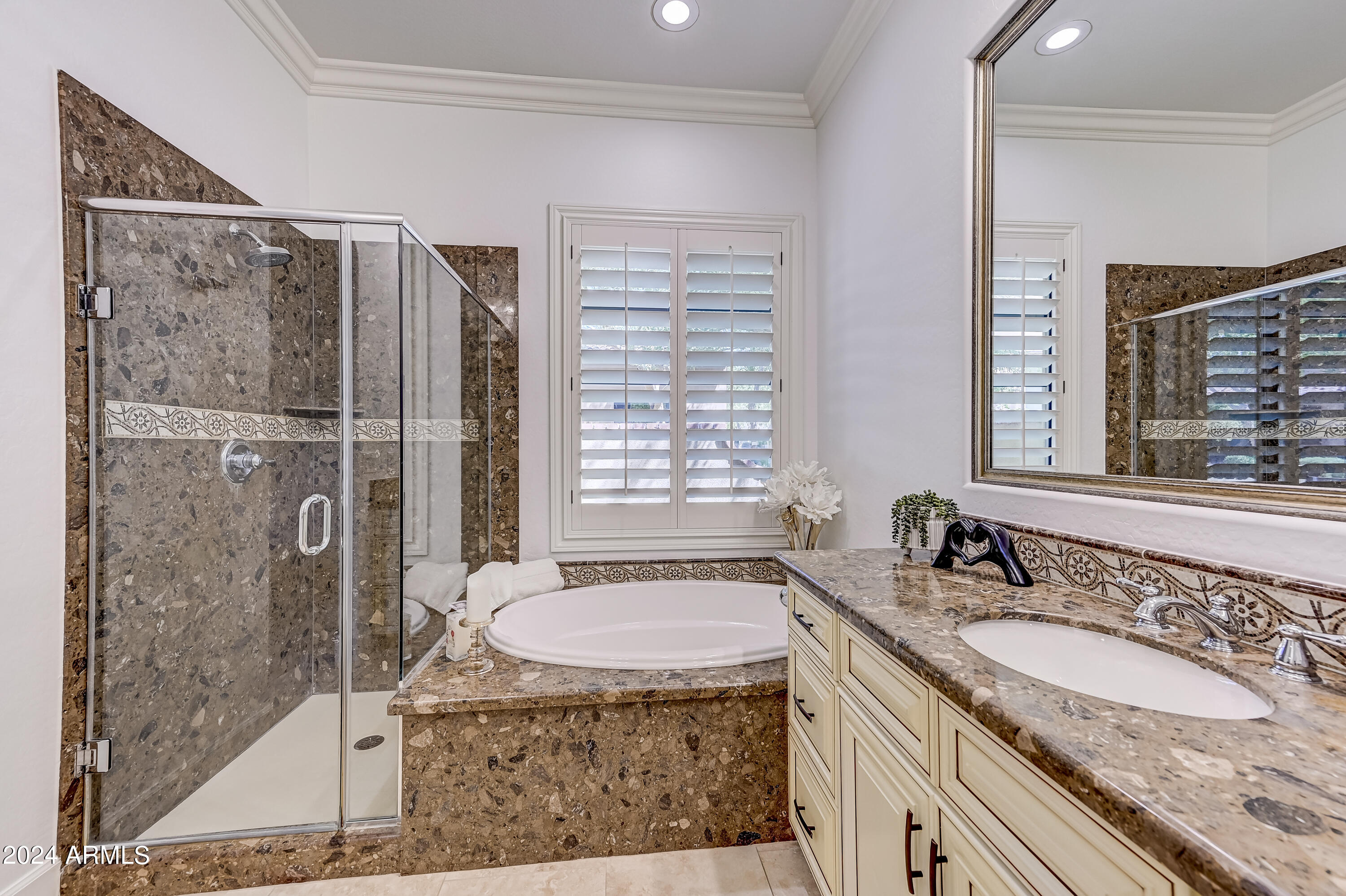 18650 N THOMPSON PEAK Parkway, 1016