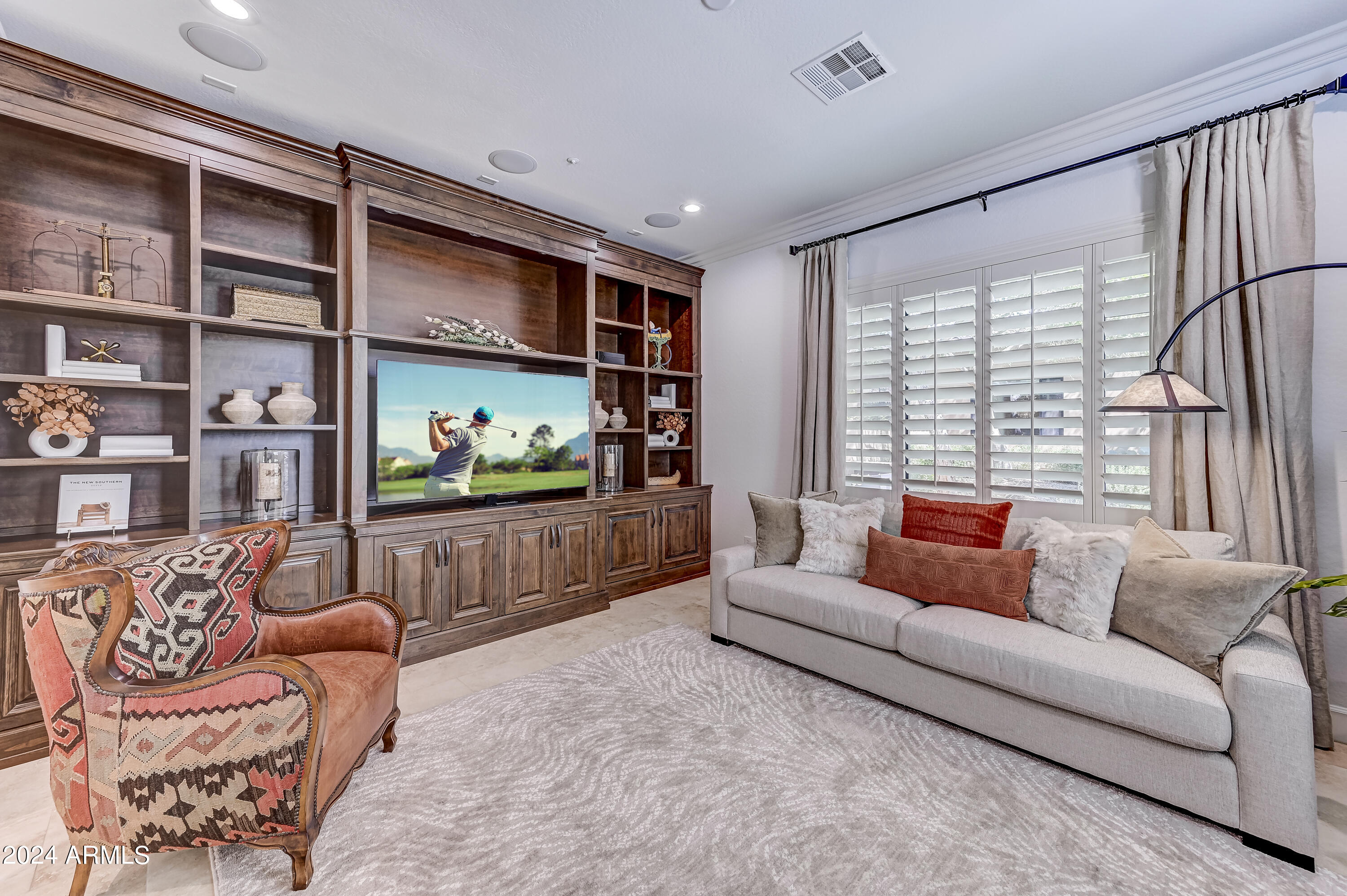 18650 N THOMPSON PEAK Parkway, 1016