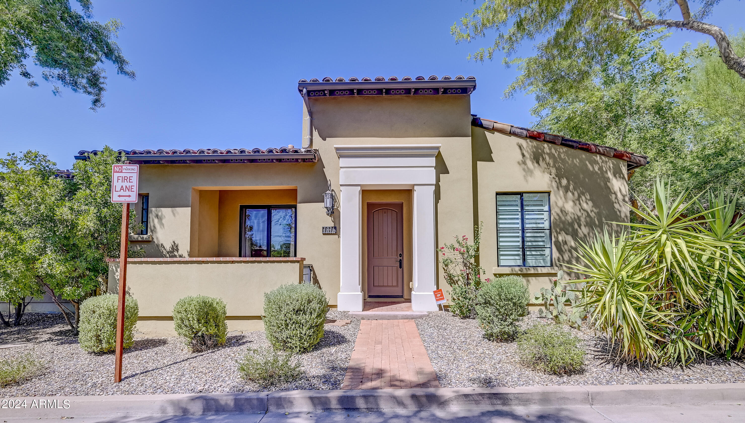 18650 N THOMPSON PEAK Parkway, 1016