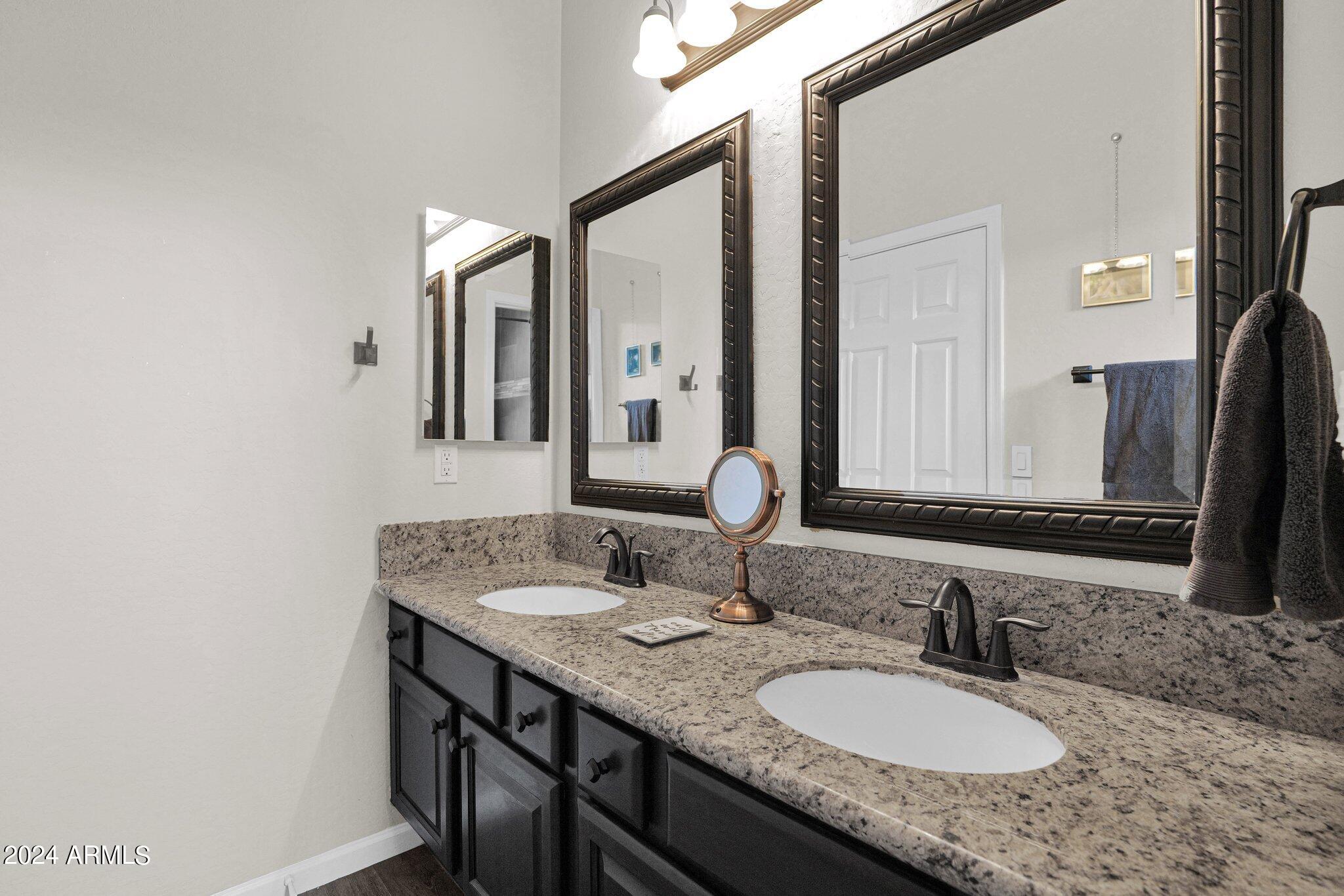 5221 E THUNDER HAWK Road