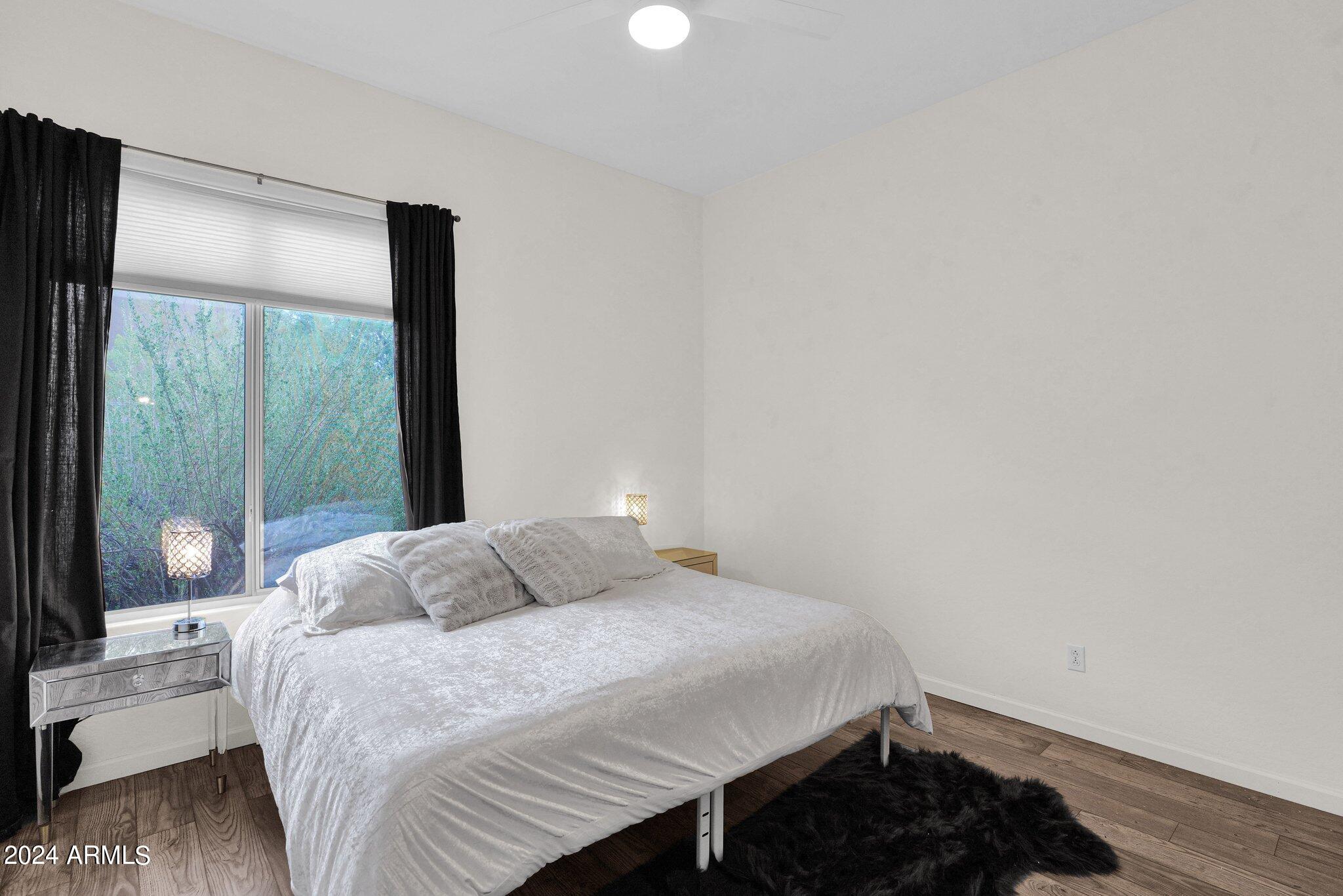 5221 E THUNDER HAWK Road