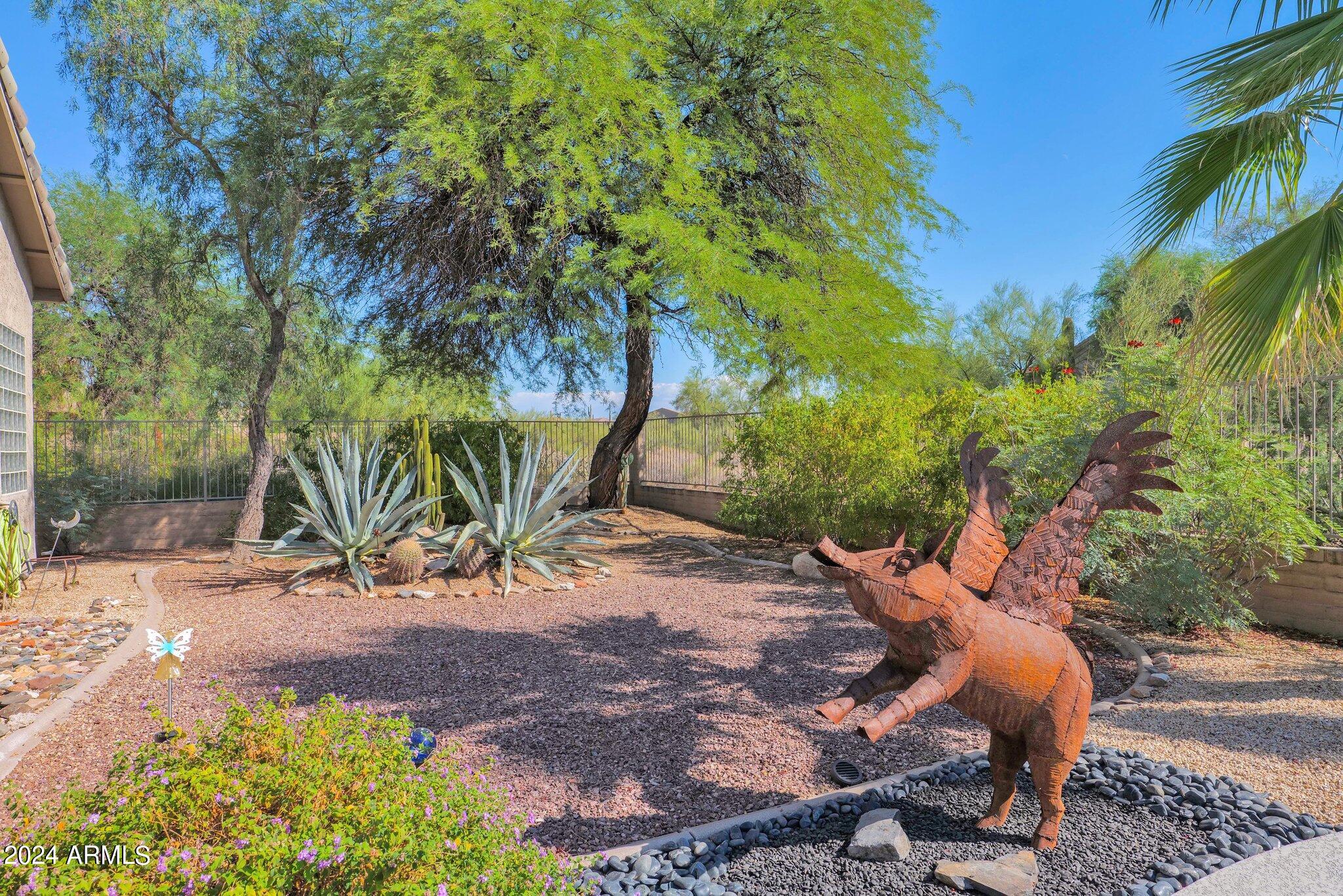 5221 E THUNDER HAWK Road