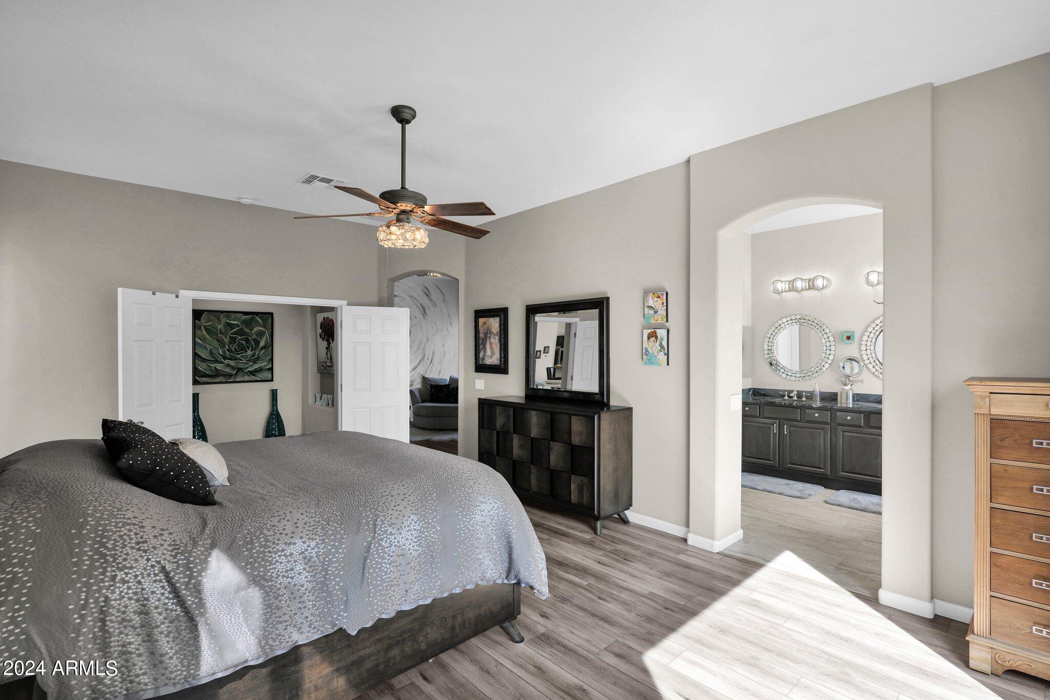 5221 E THUNDER HAWK Road