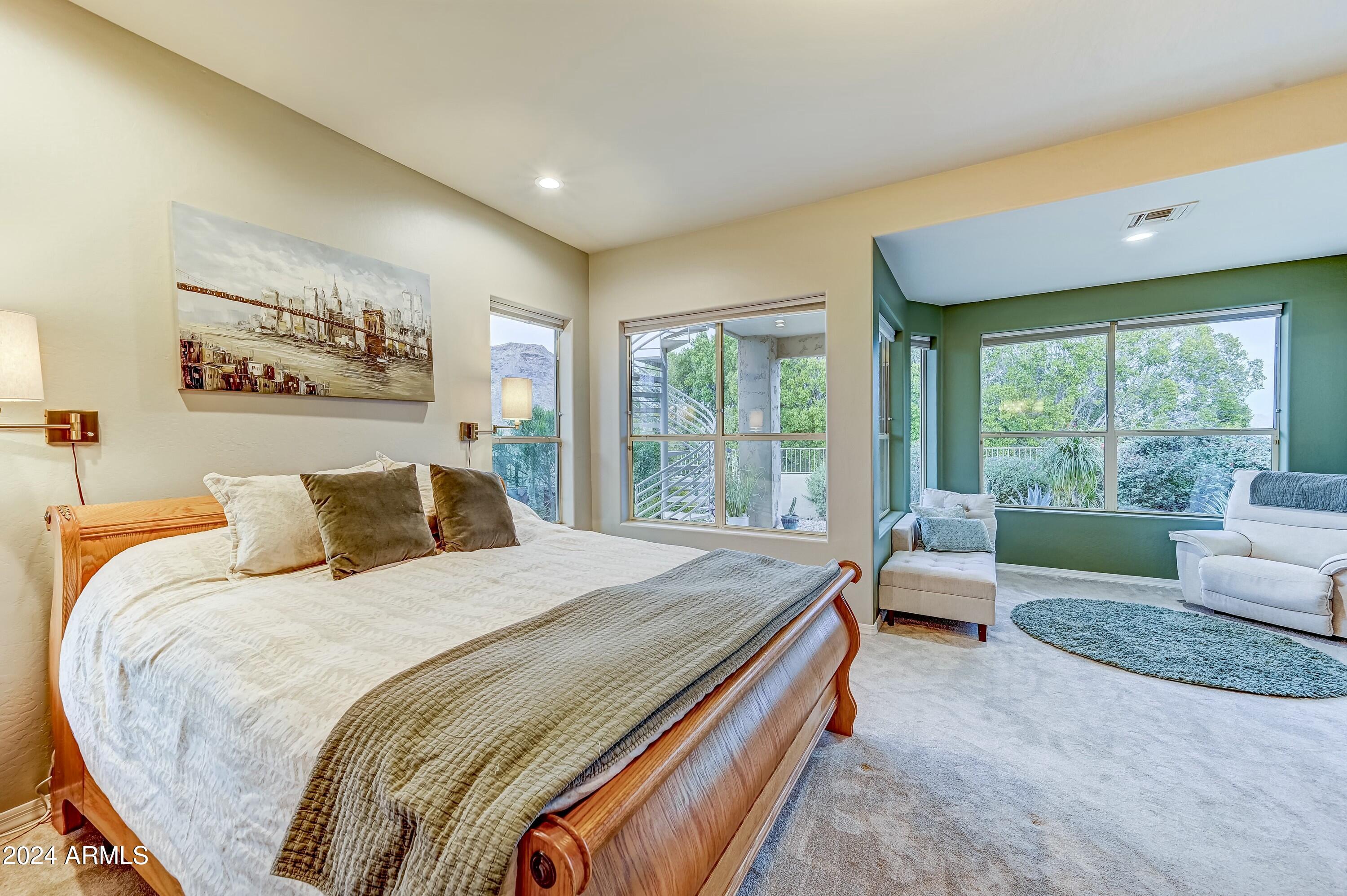 1550 E REDFIELD Road