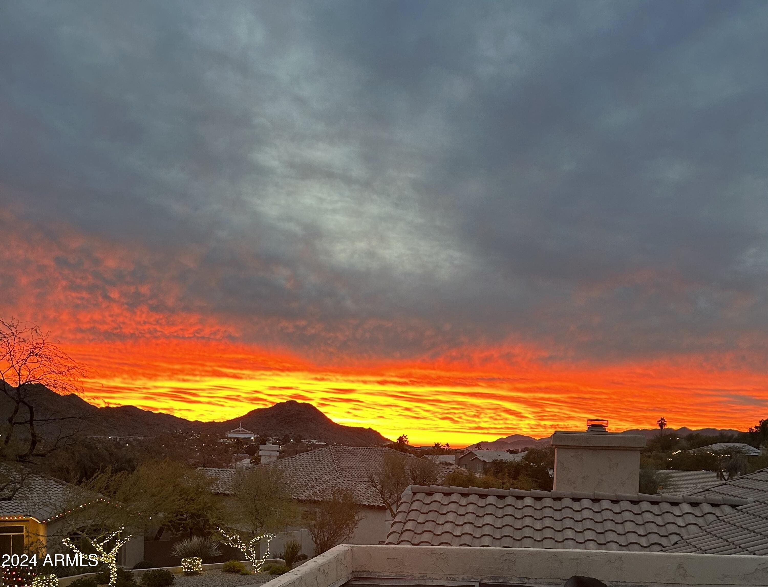 1550 E REDFIELD Road