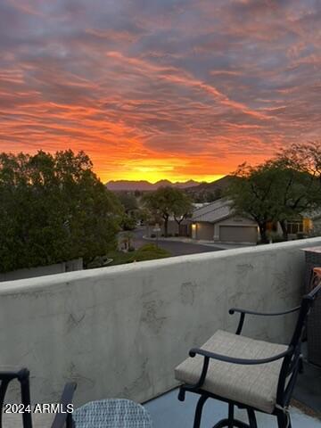 1550 E REDFIELD Road