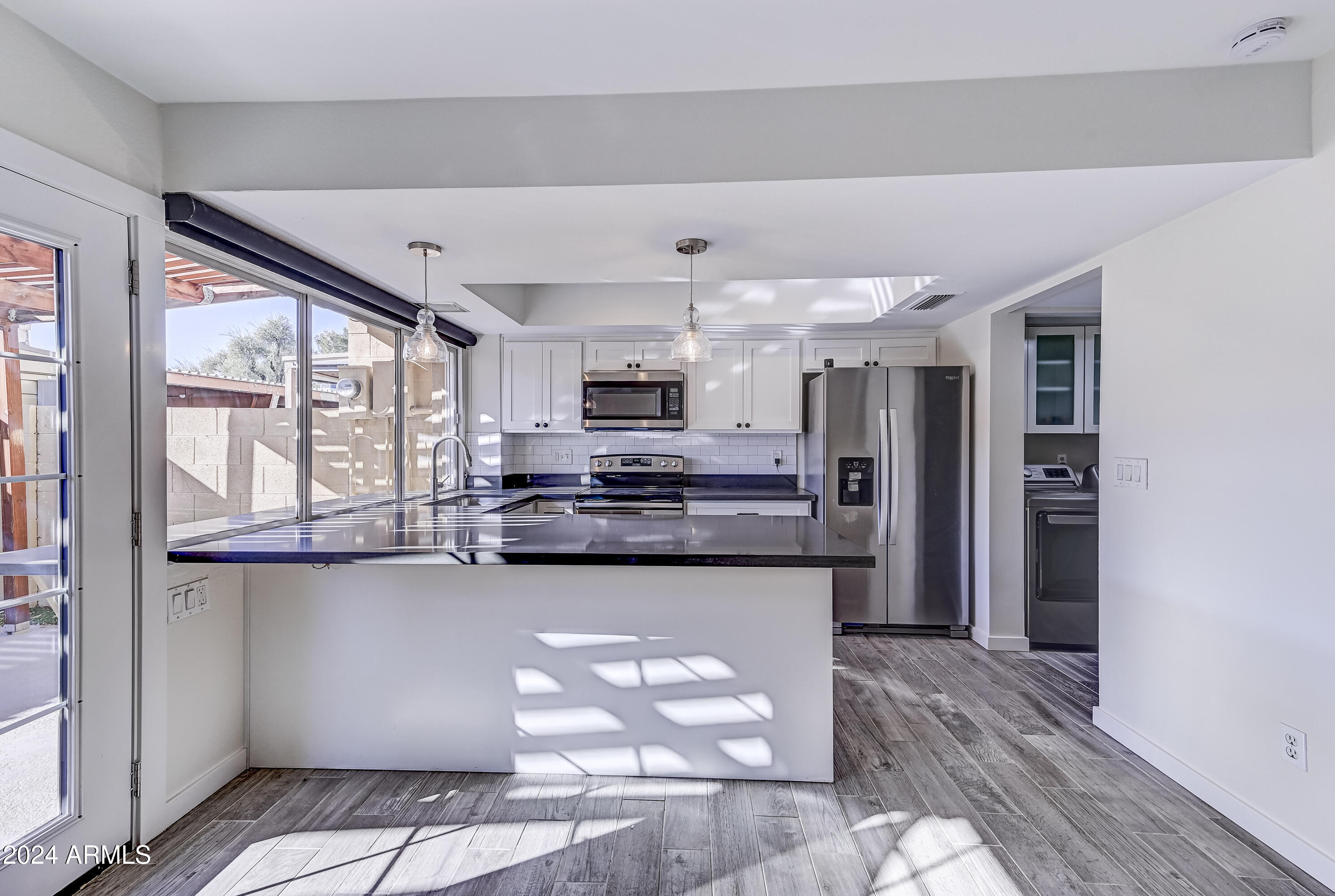 4336 N PARKWAY Avenue