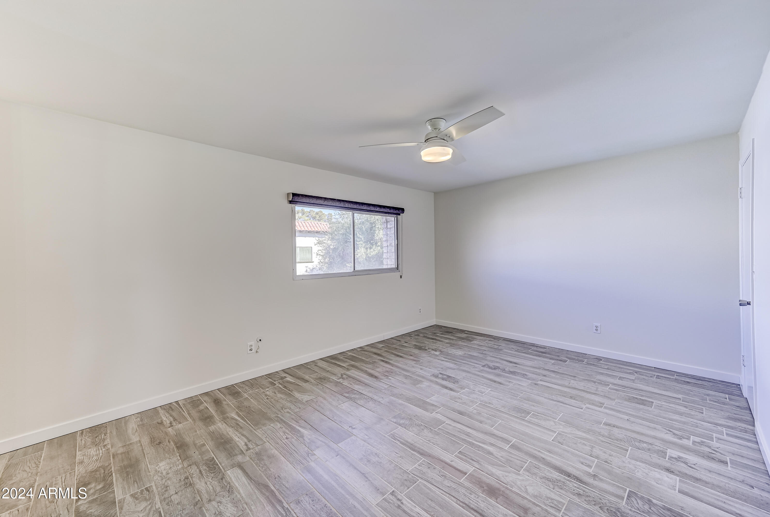 4336 N PARKWAY Avenue