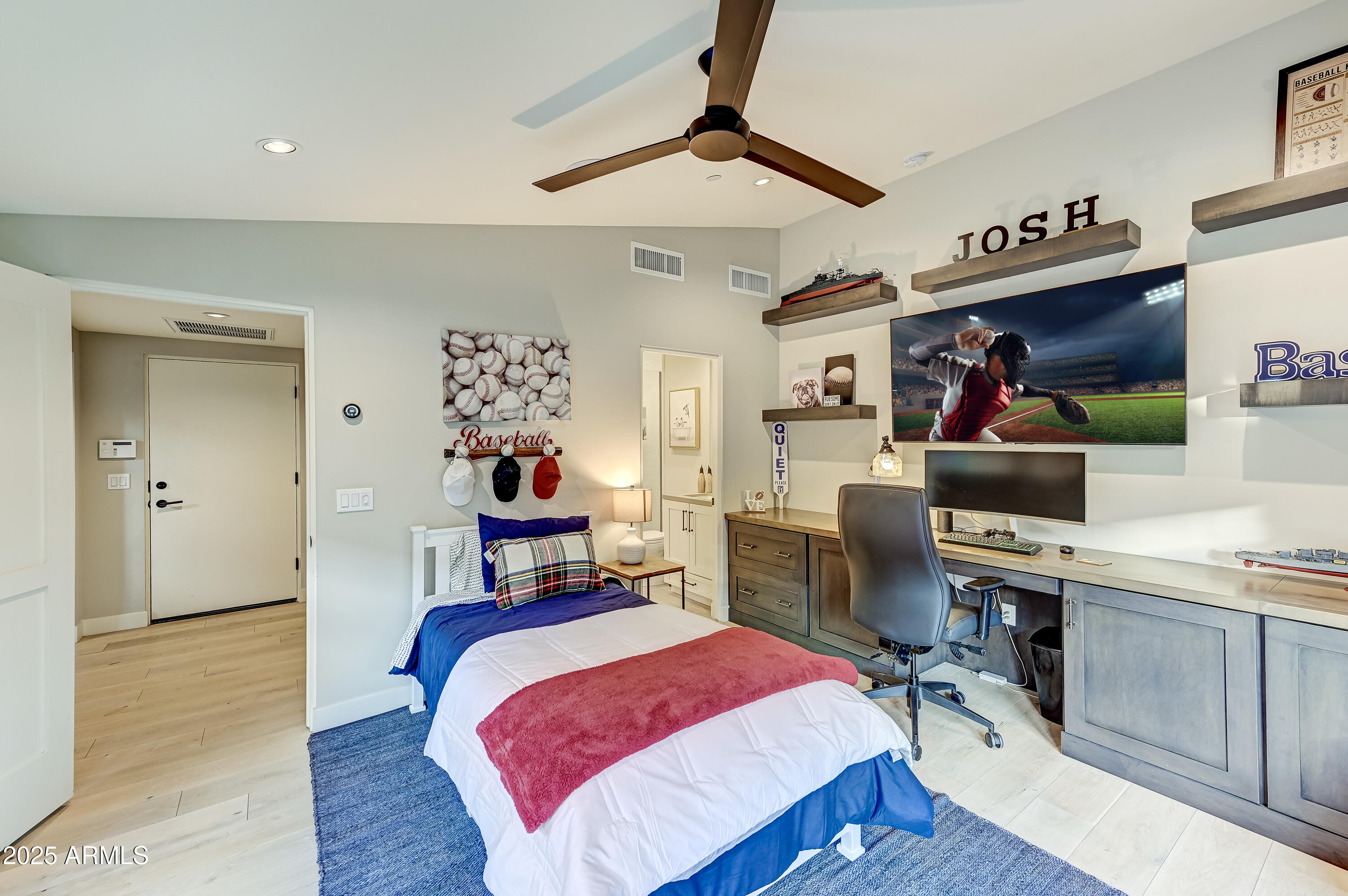 8760 E HACKAMORE Drive