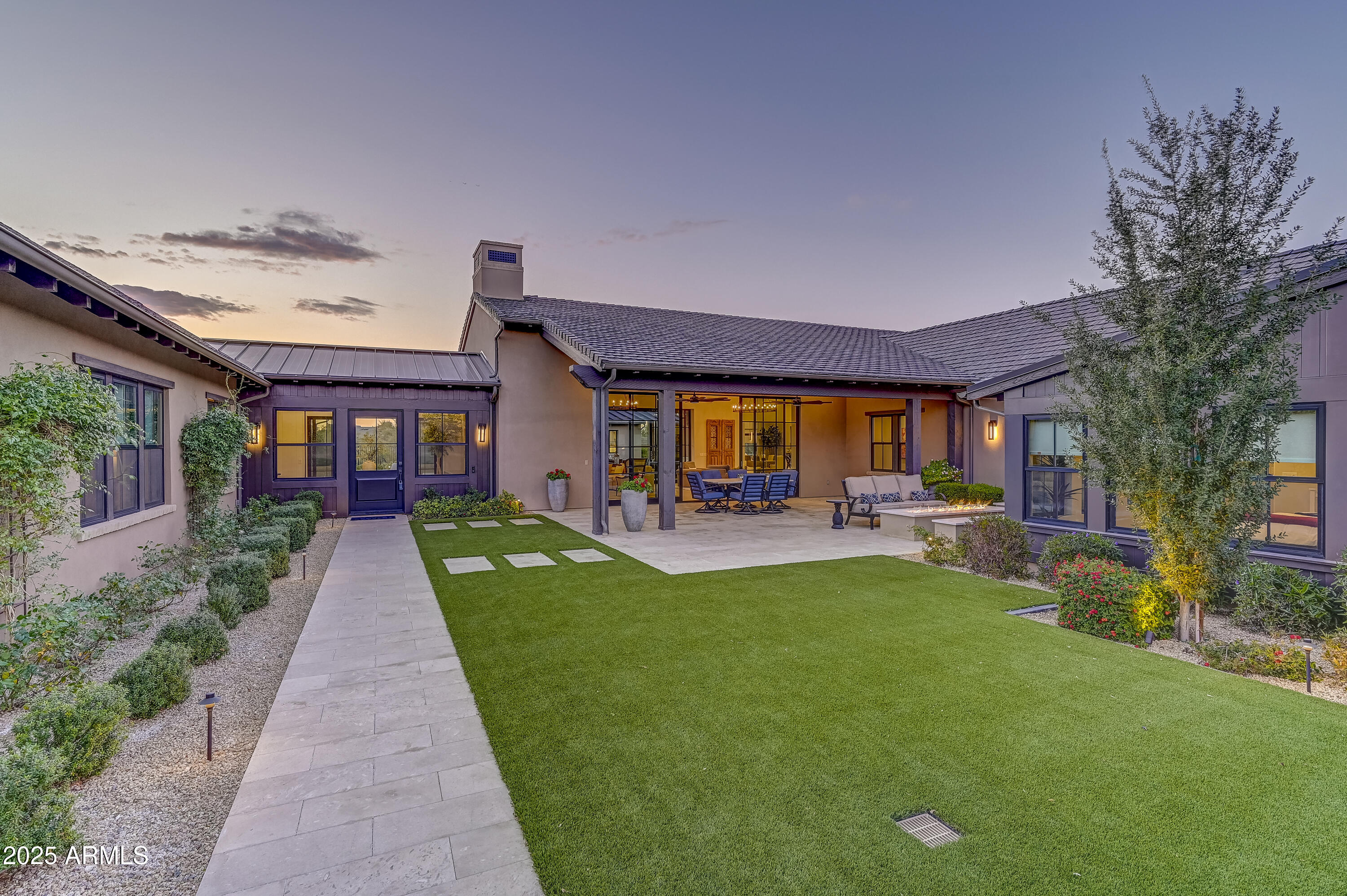 8760 E HACKAMORE Drive