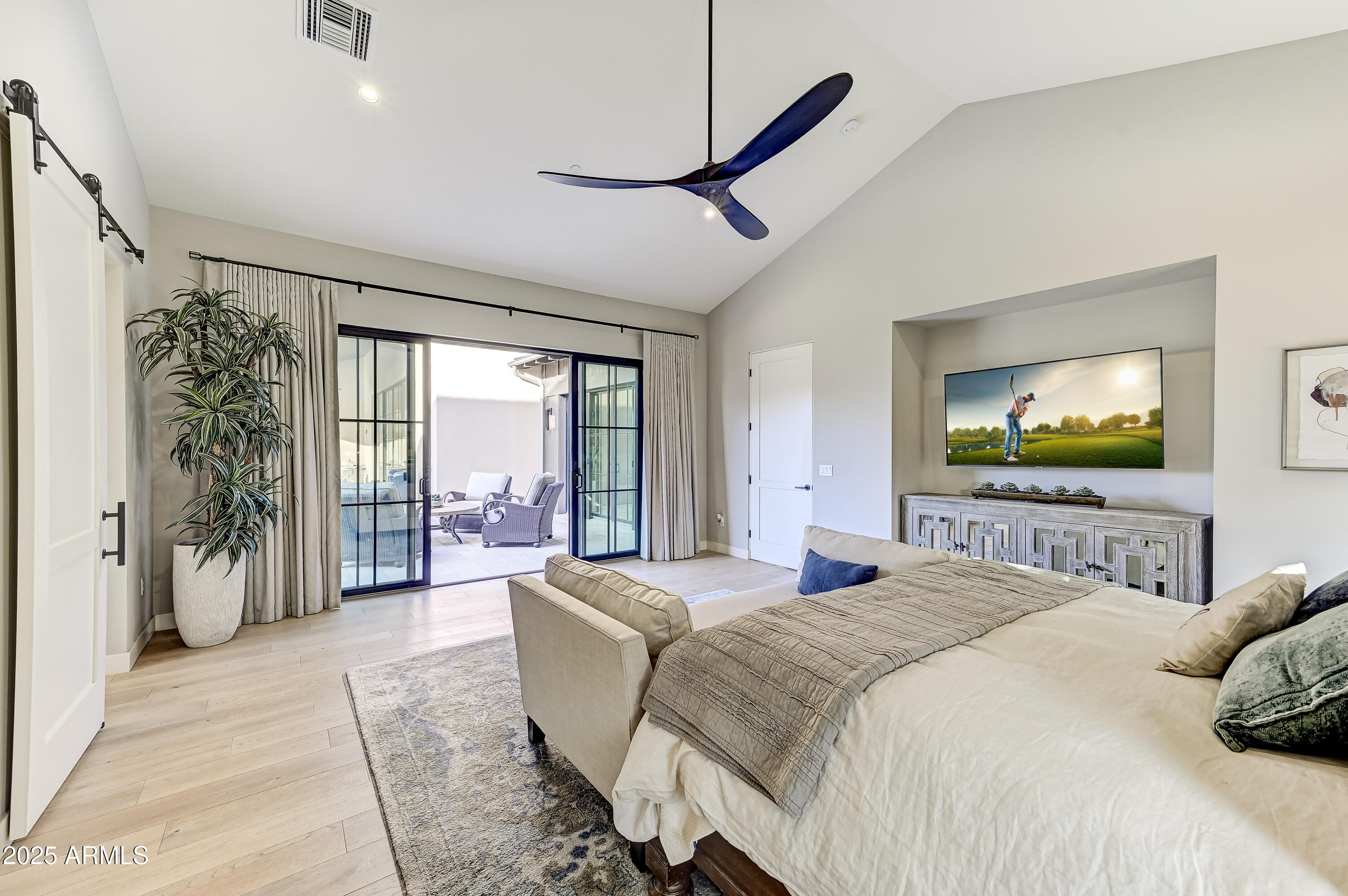 8760 E HACKAMORE Drive