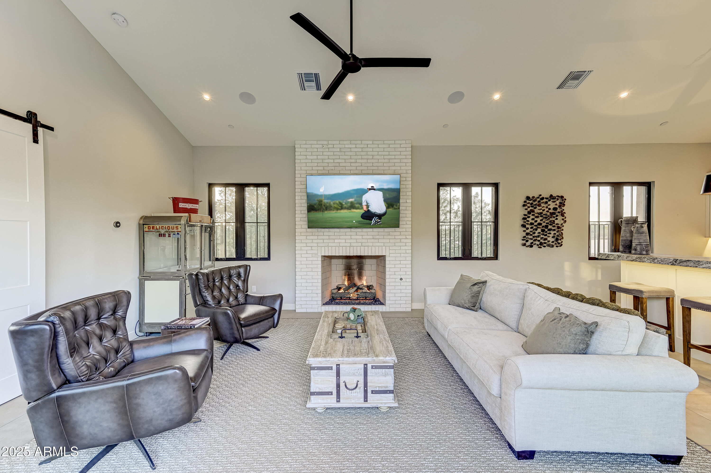 8760 E HACKAMORE Drive