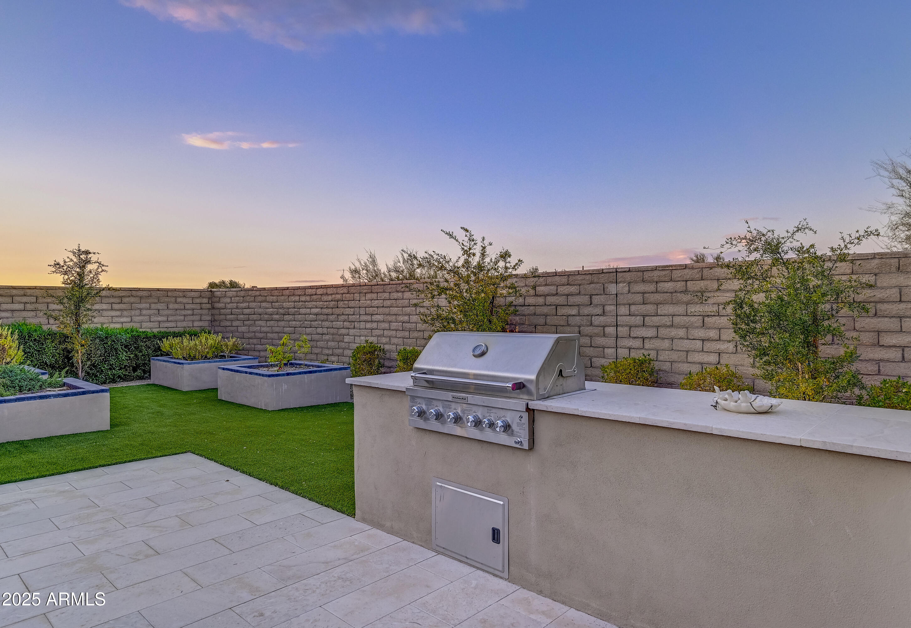 8760 E HACKAMORE Drive