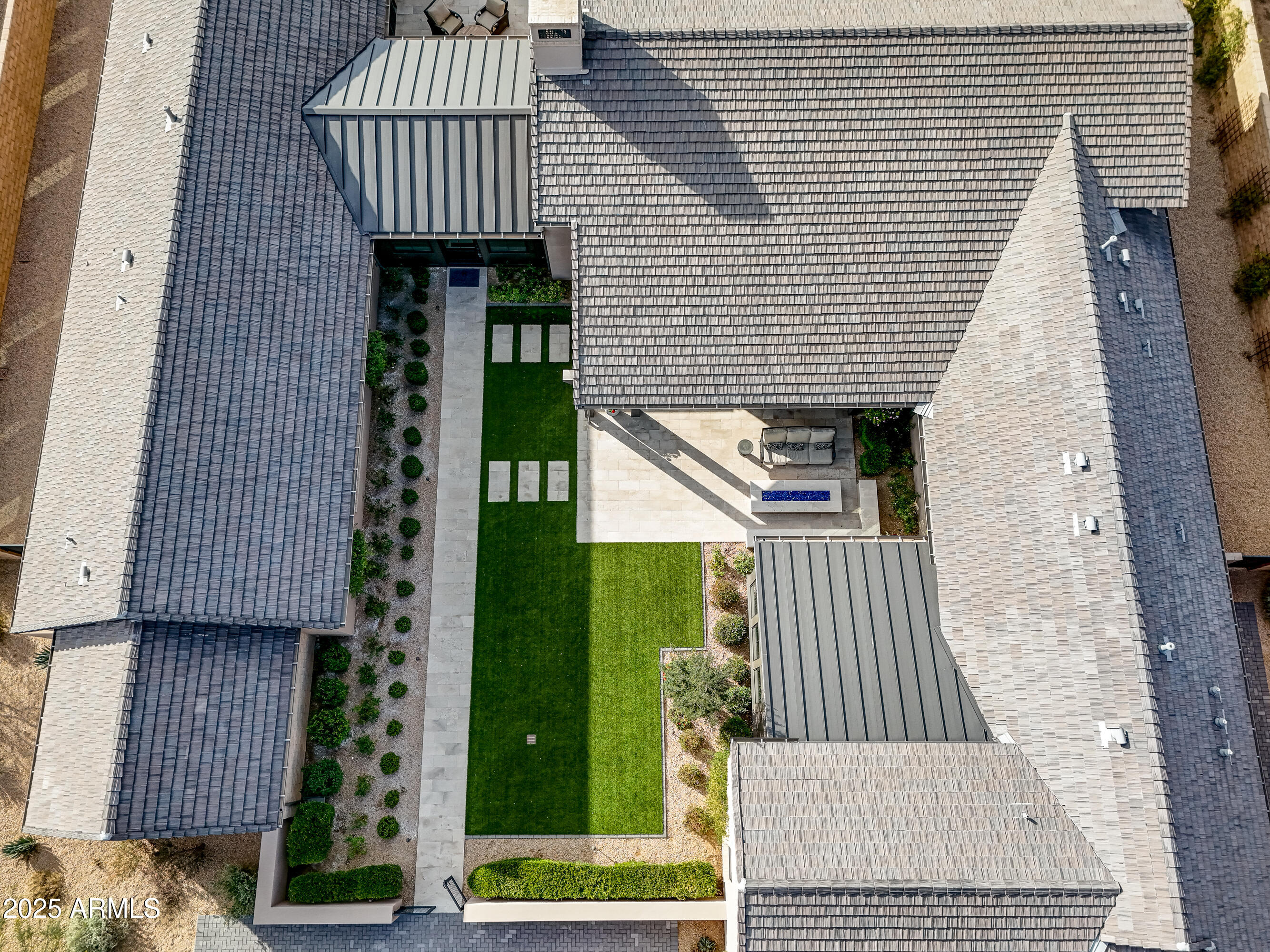 8760 E HACKAMORE Drive