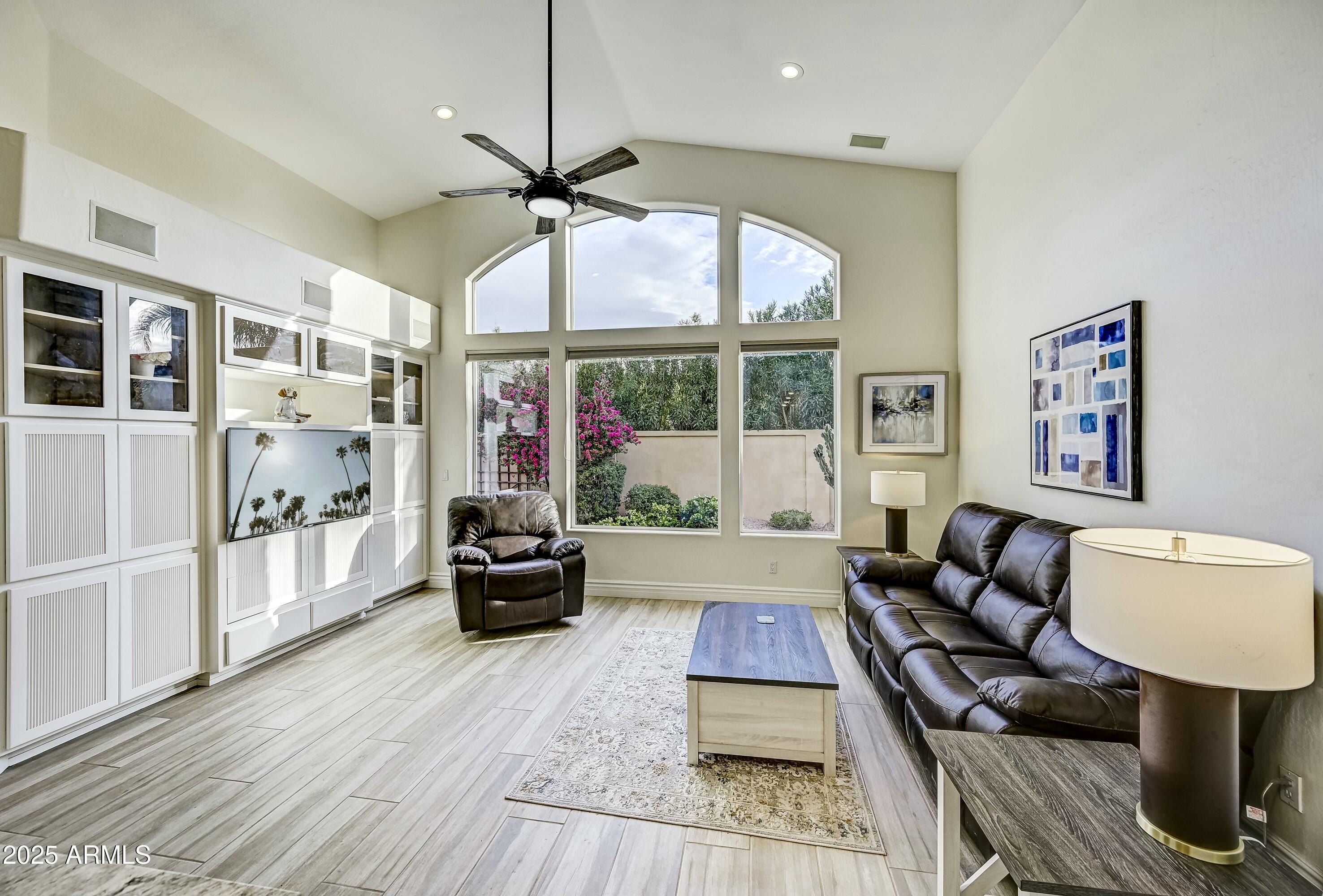 11919 E Del Timbre Drive