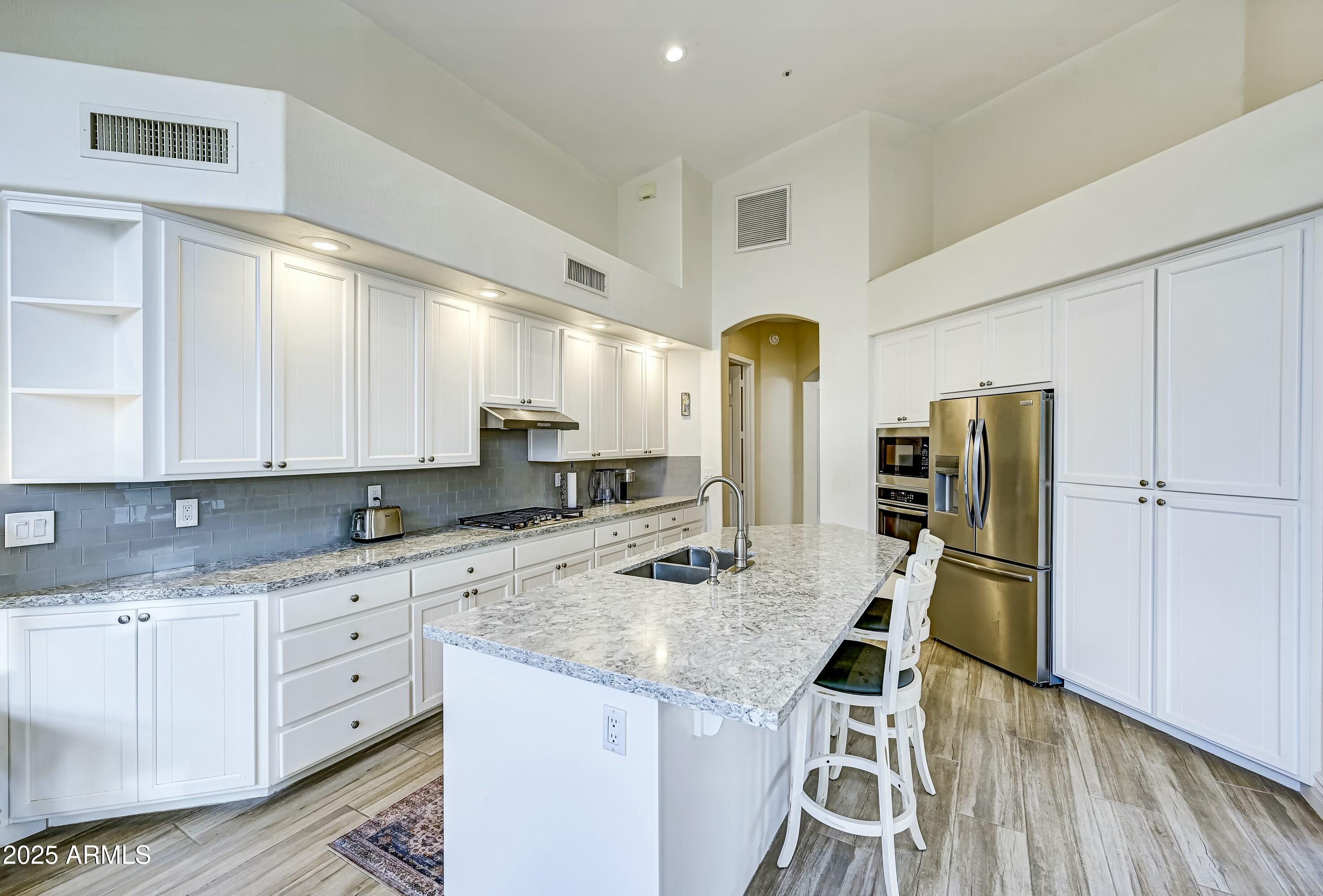 11919 E Del Timbre Drive