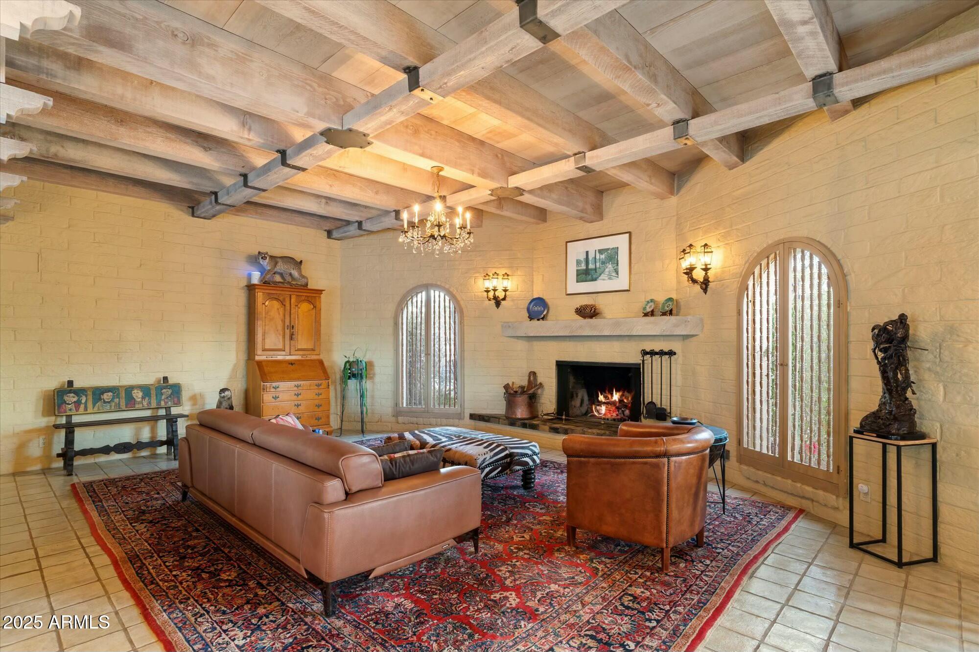 7451 E LONG RIFLE Road