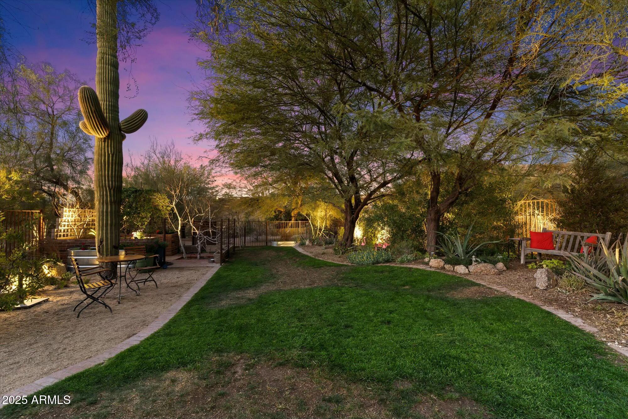 7451 E LONG RIFLE Road