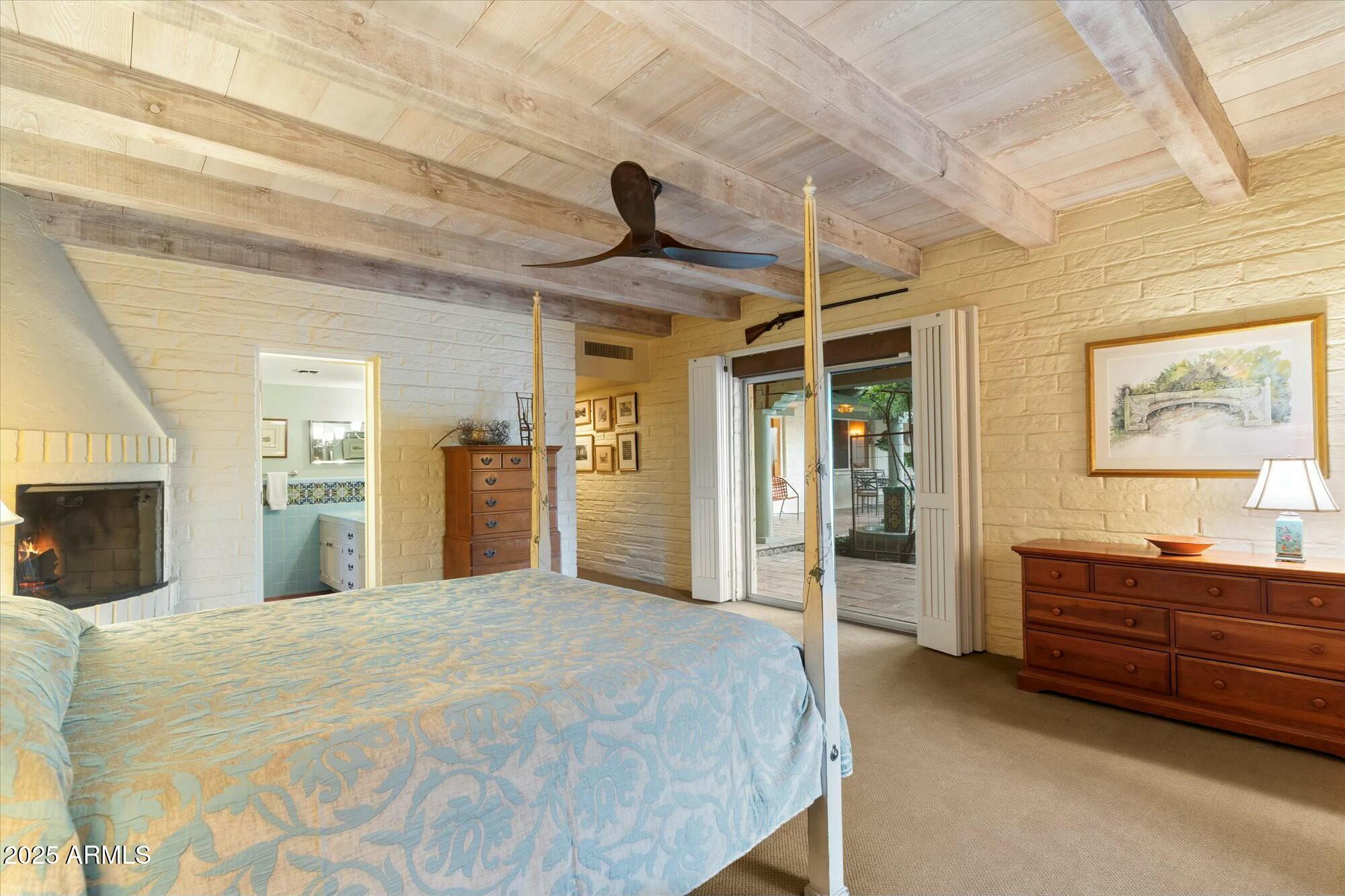 7451 E LONG RIFLE Road