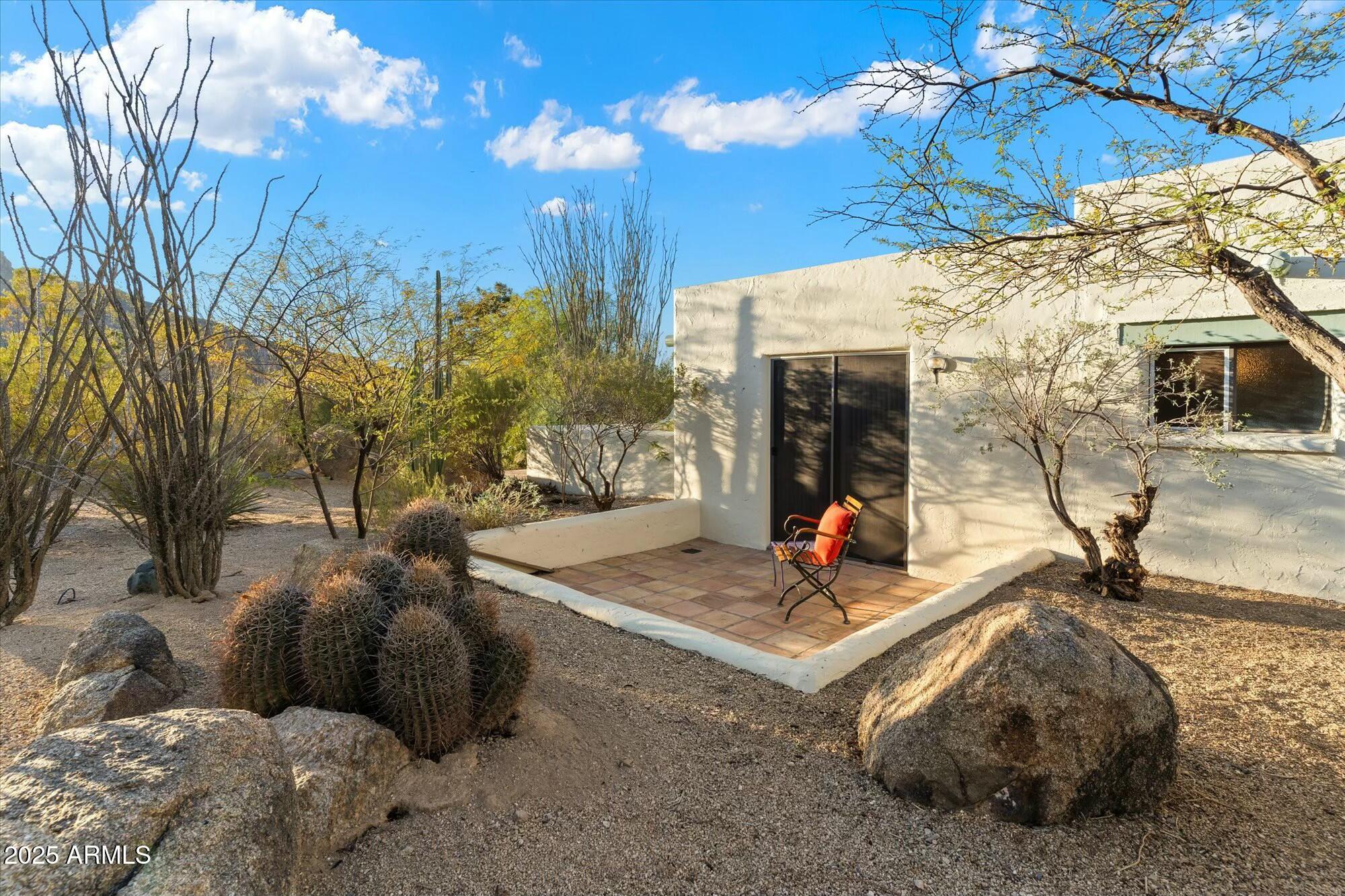 7451 E LONG RIFLE Road