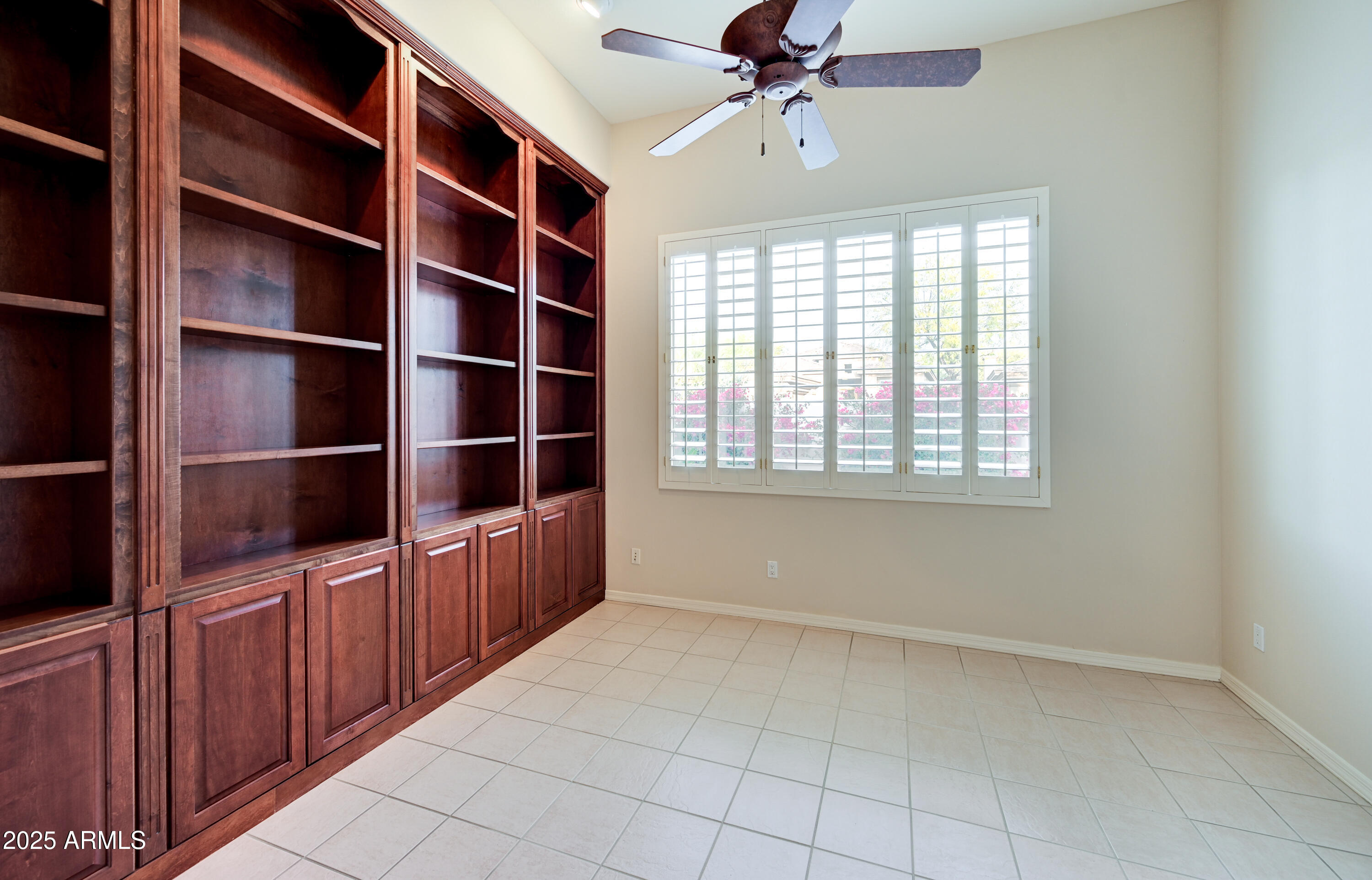 7722 E Fledgling Drive