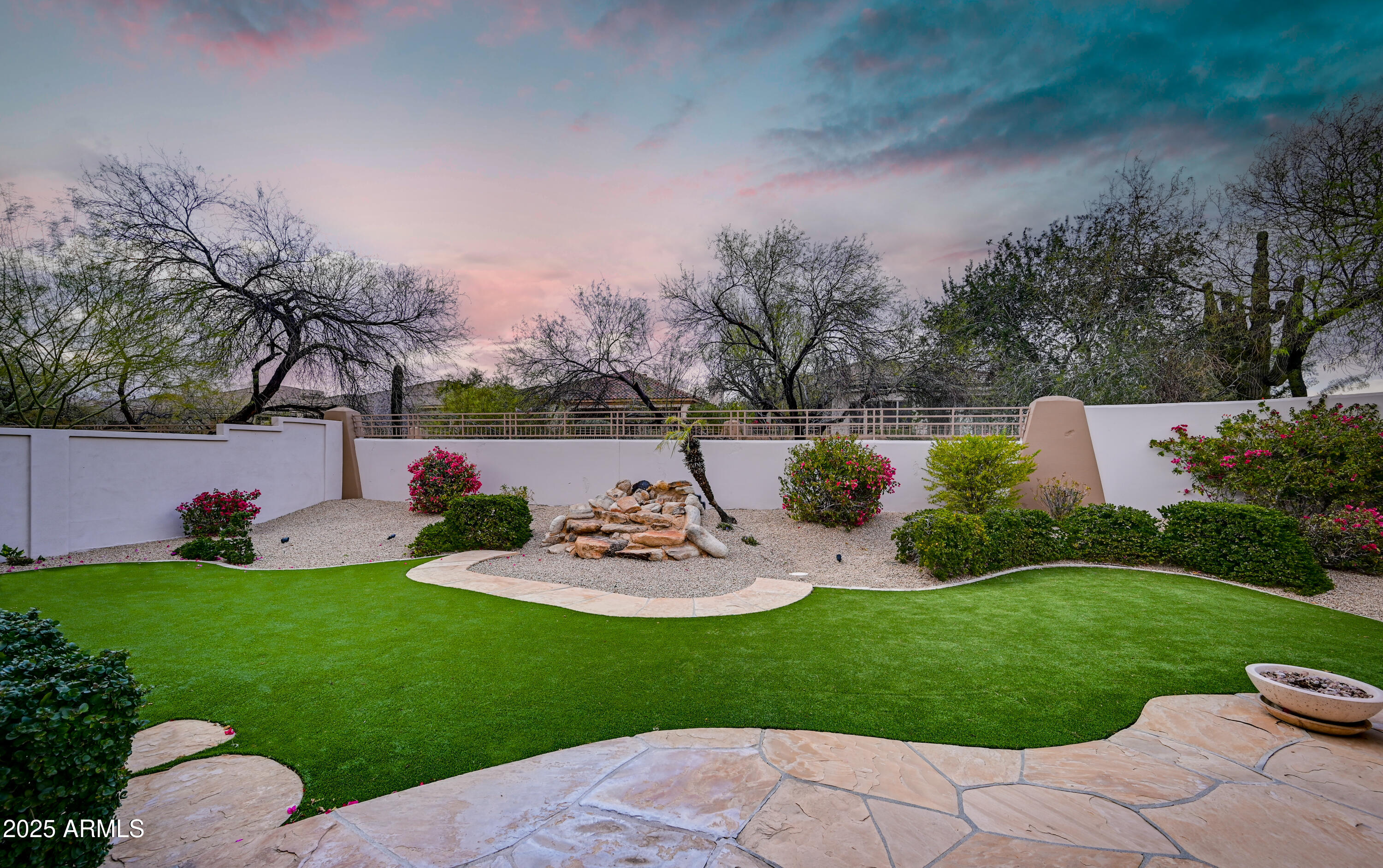 7722 E Fledgling Drive