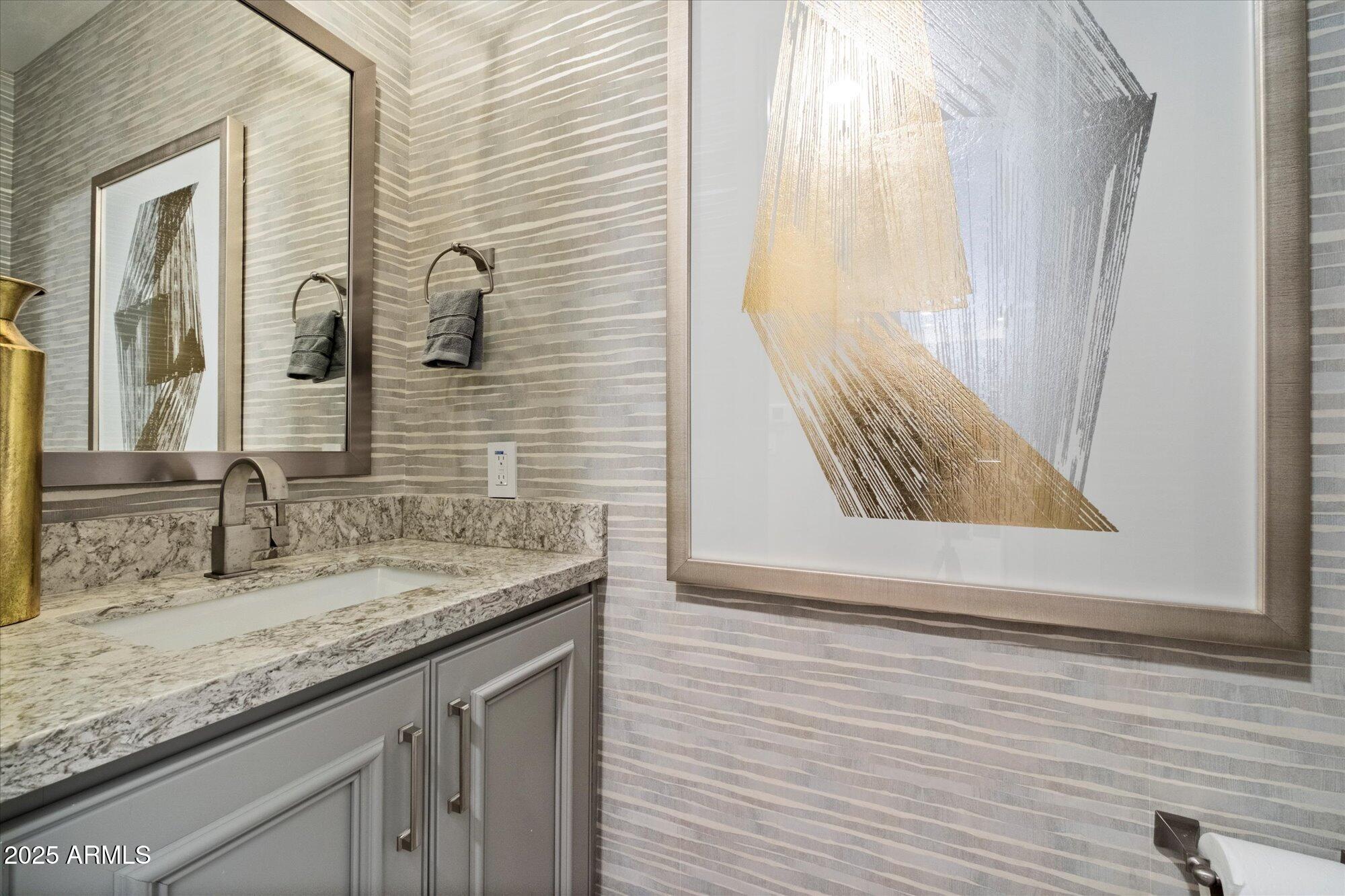 5250 E DEER VALLEY Drive, 206