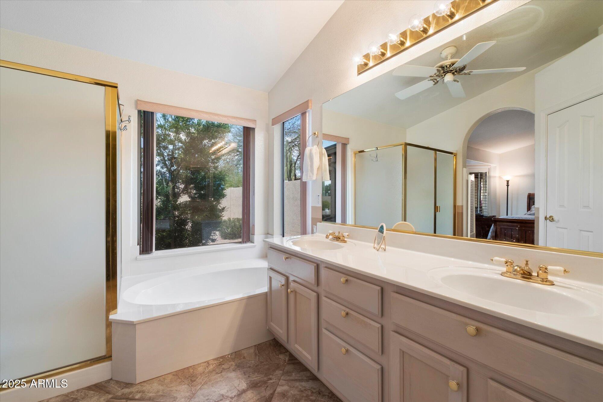 8546 W WESCOTT Drive