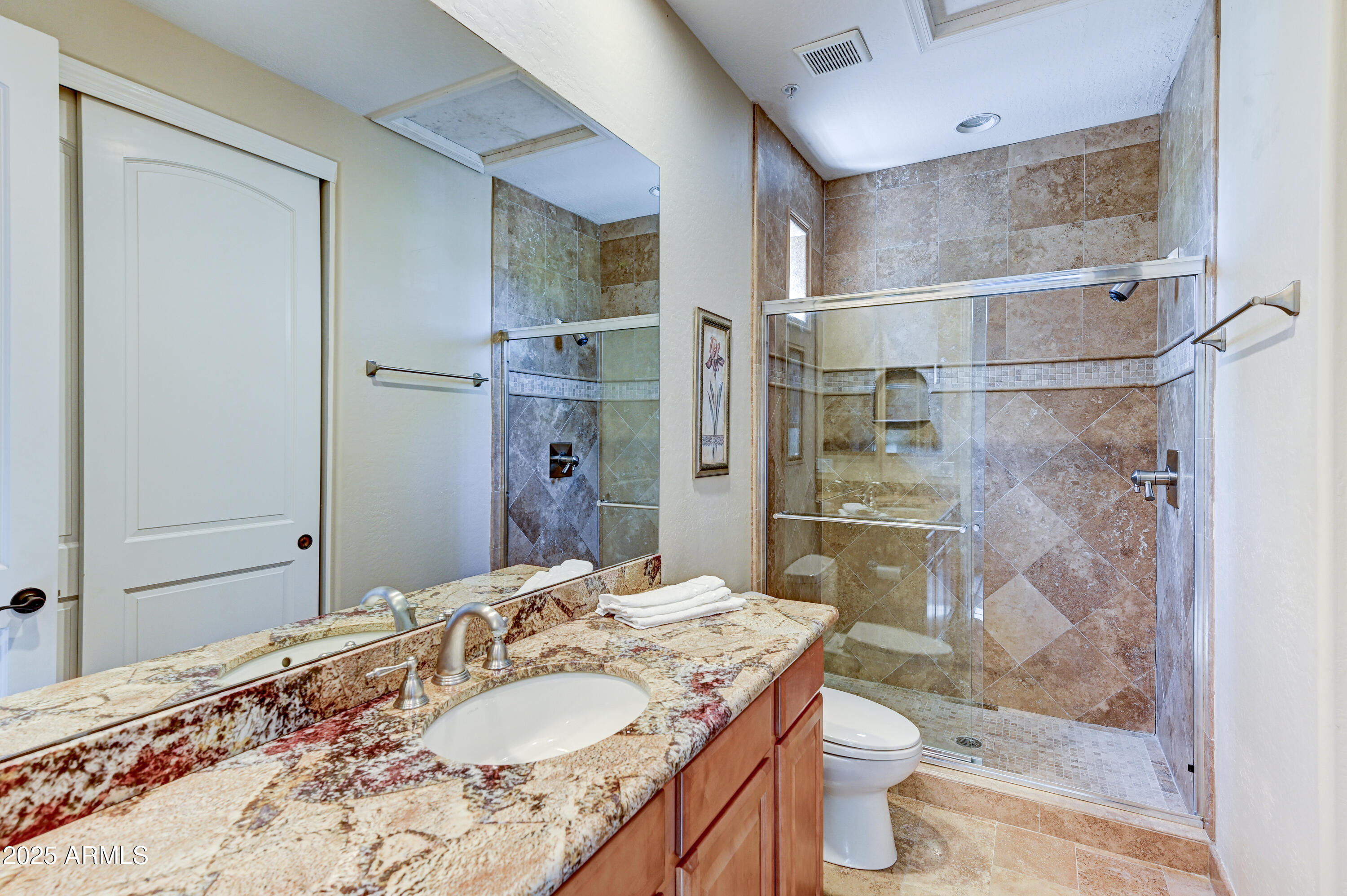 8905 E MOUNTAIN SPRING Road