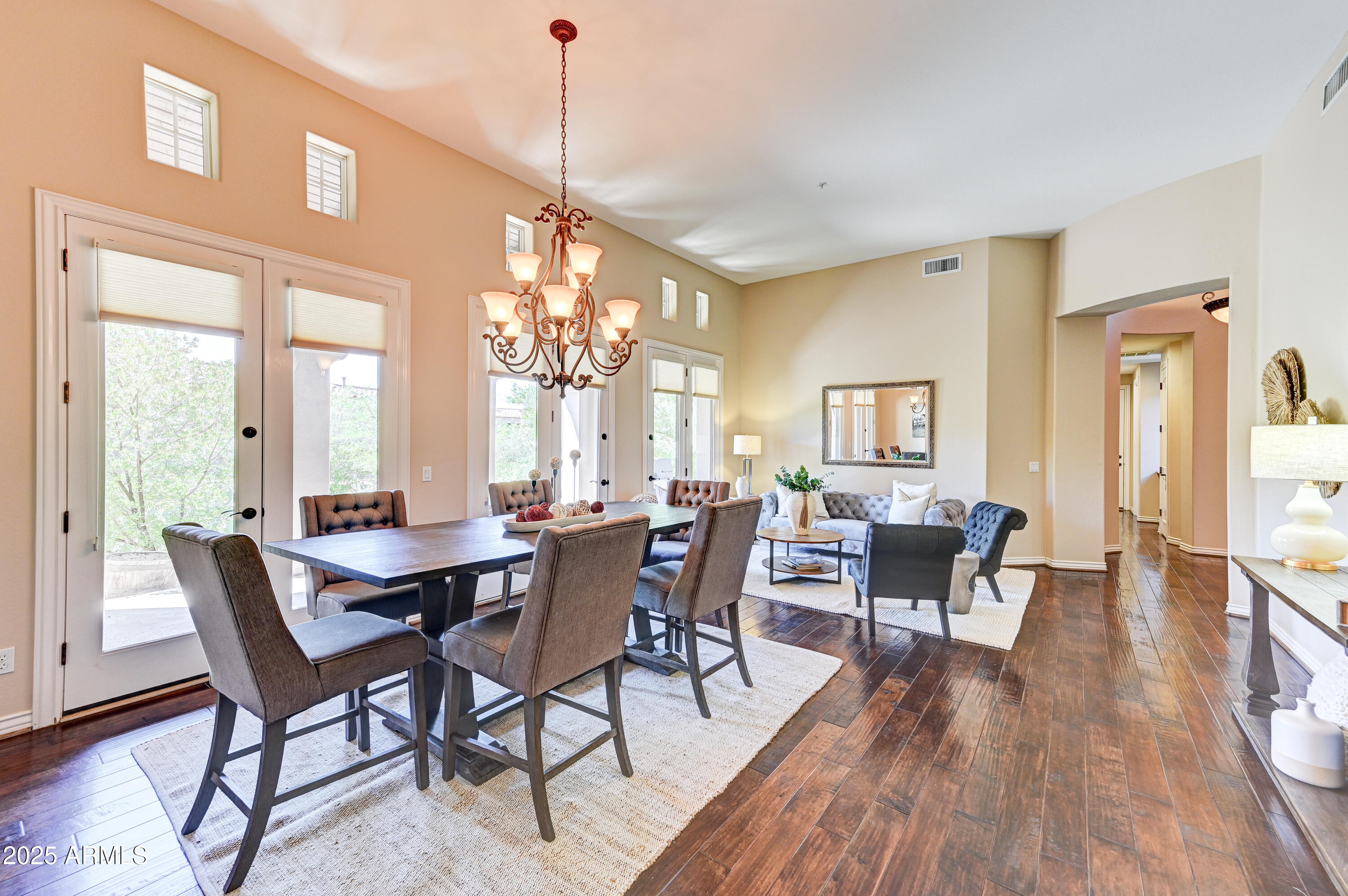 8905 E MOUNTAIN SPRING Road