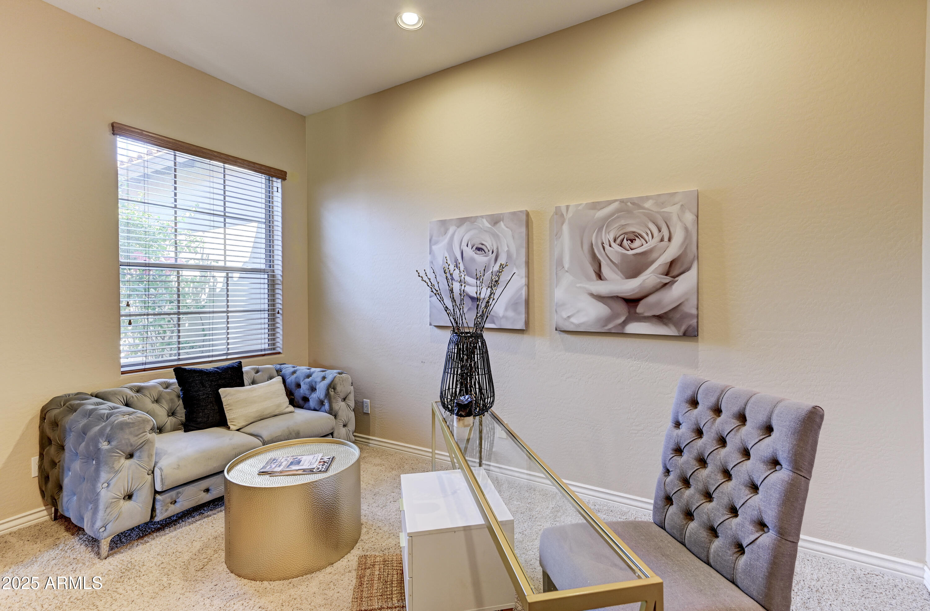 8905 E MOUNTAIN SPRING Road