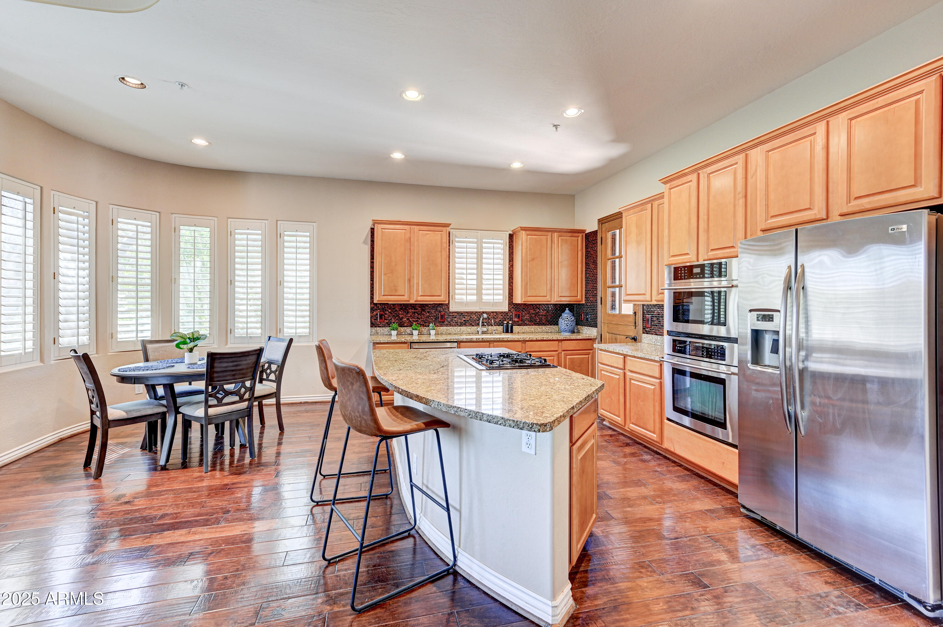 8905 E MOUNTAIN SPRING Road