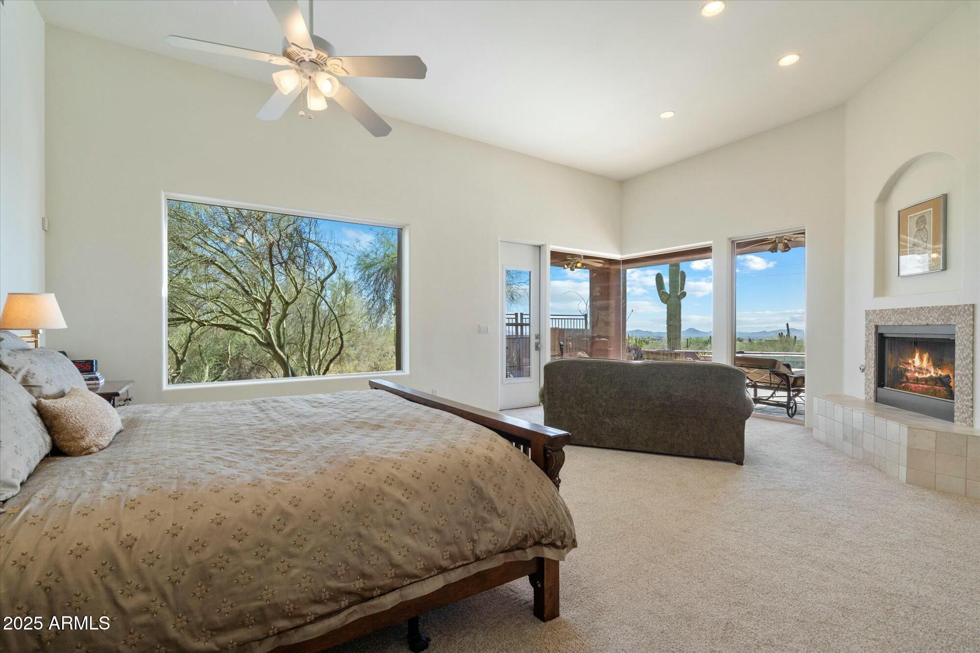 6407 E OLD PAINT Trail