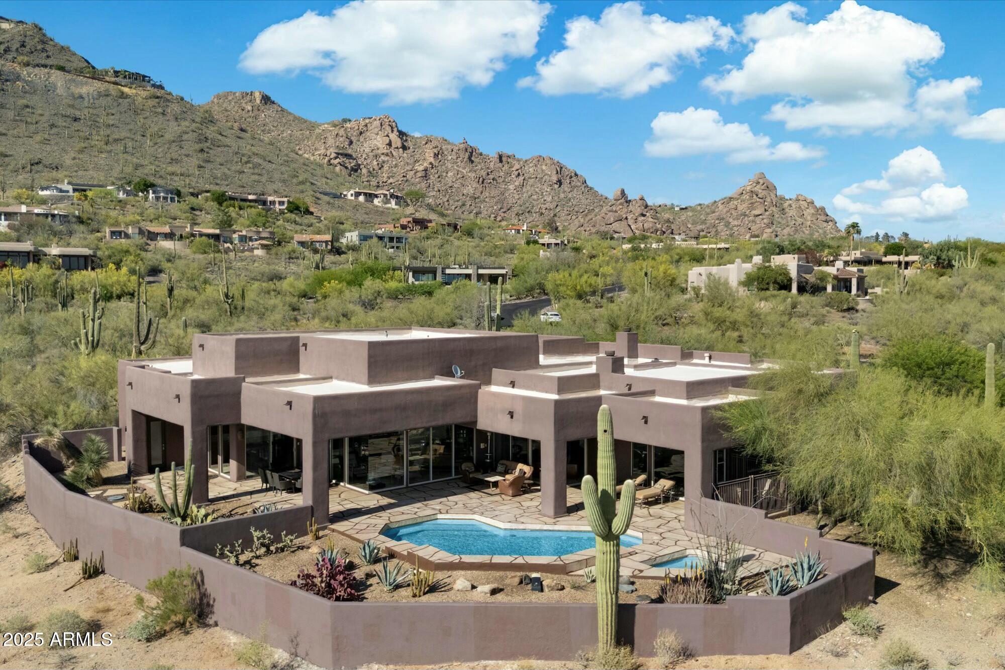 6407 E OLD PAINT Trail