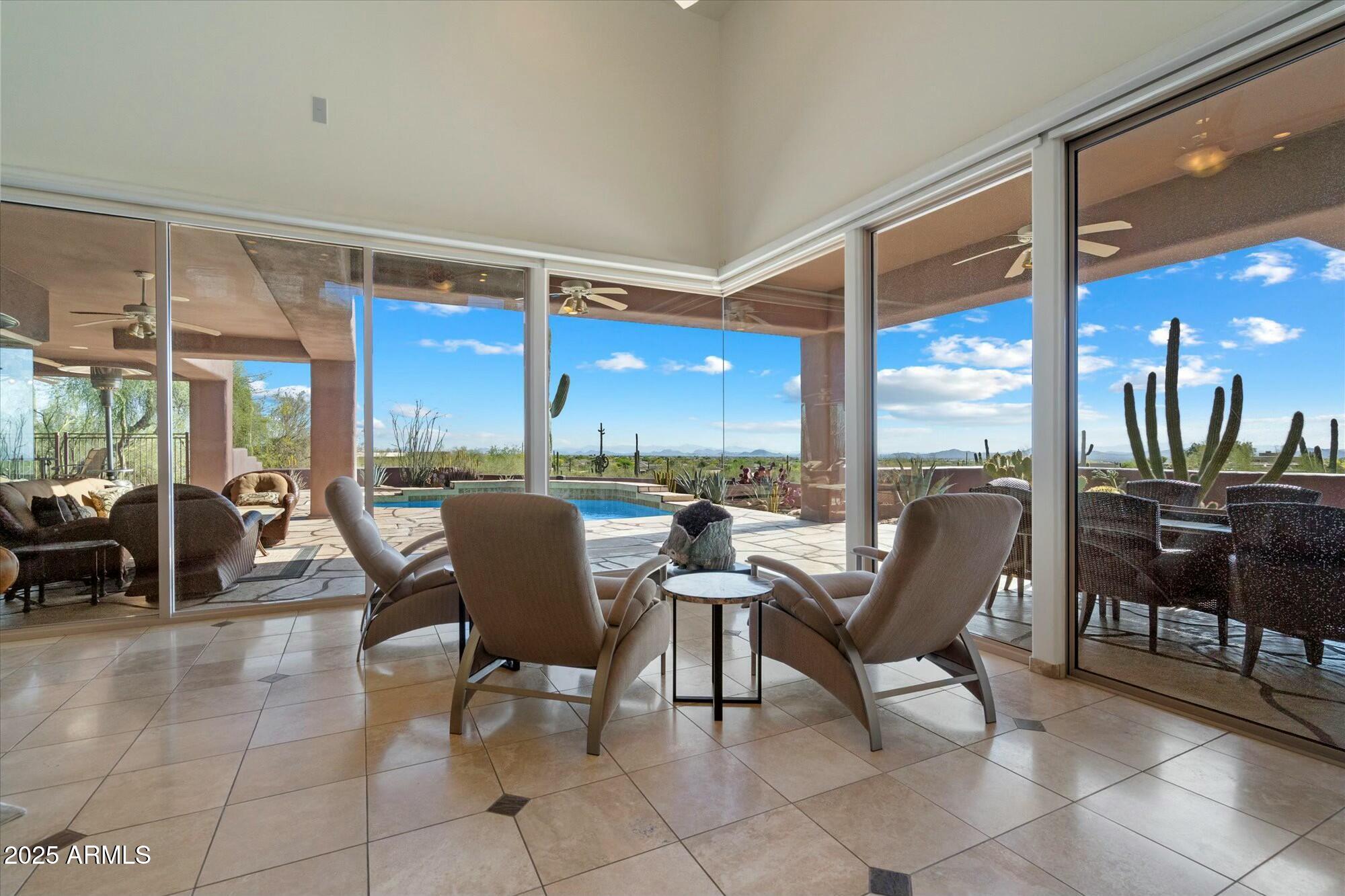 6407 E OLD PAINT Trail