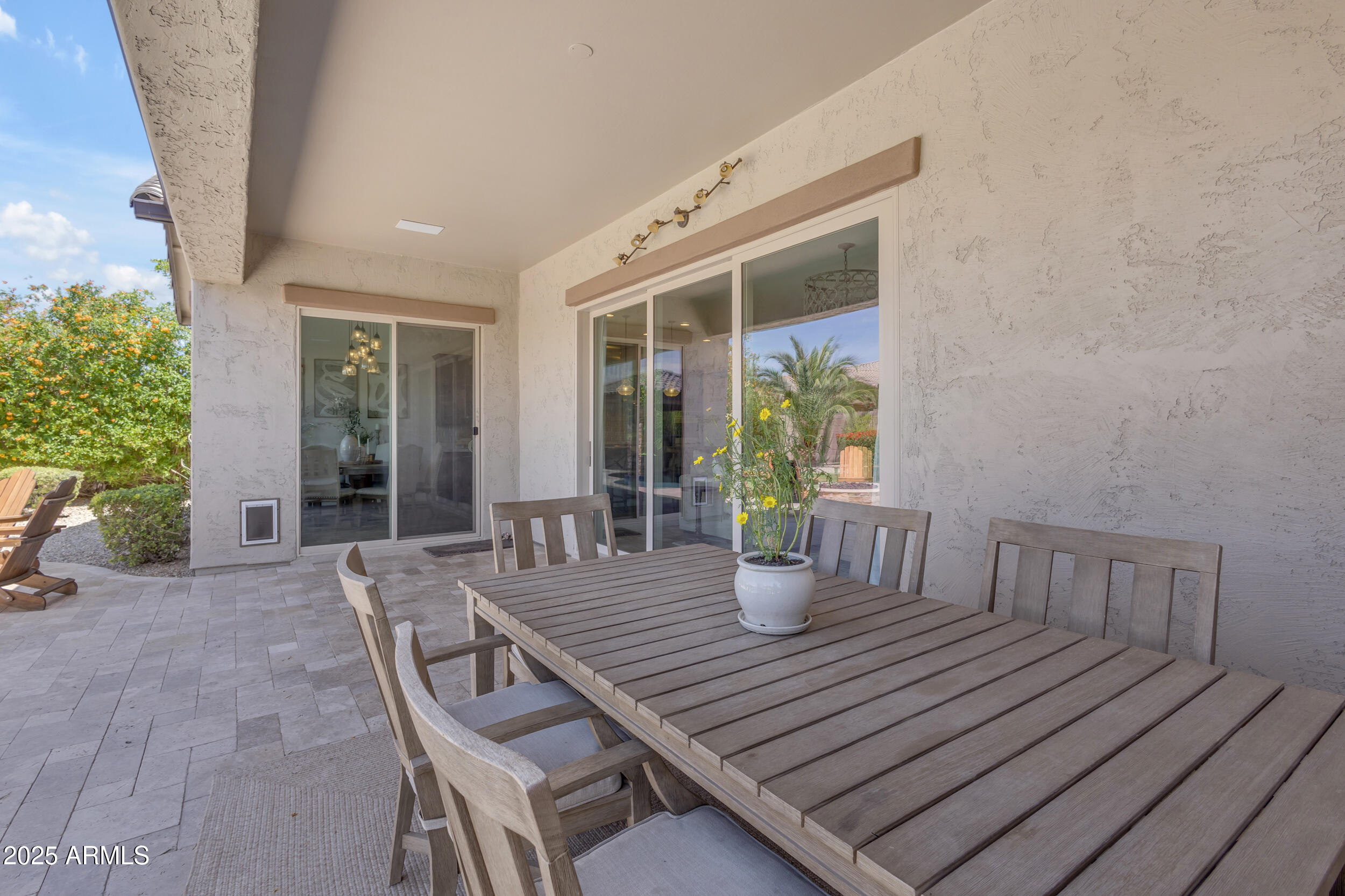 2826 E BELLFLOWER Drive