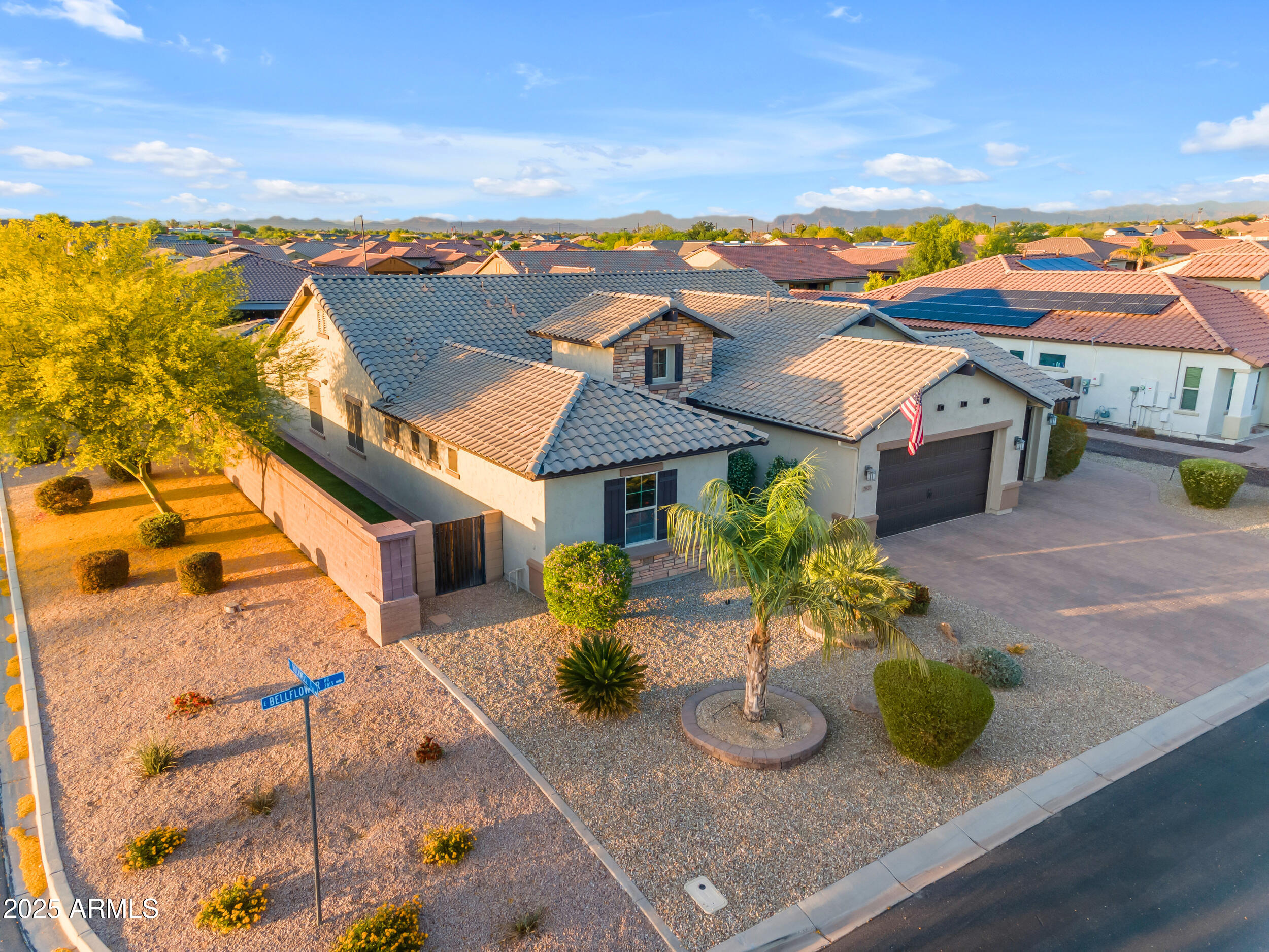 2826 E BELLFLOWER Drive