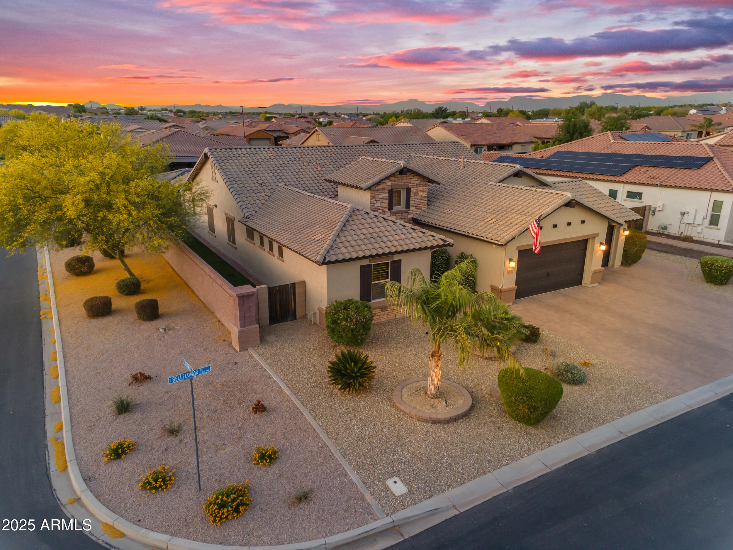 2826 E BELLFLOWER Drive