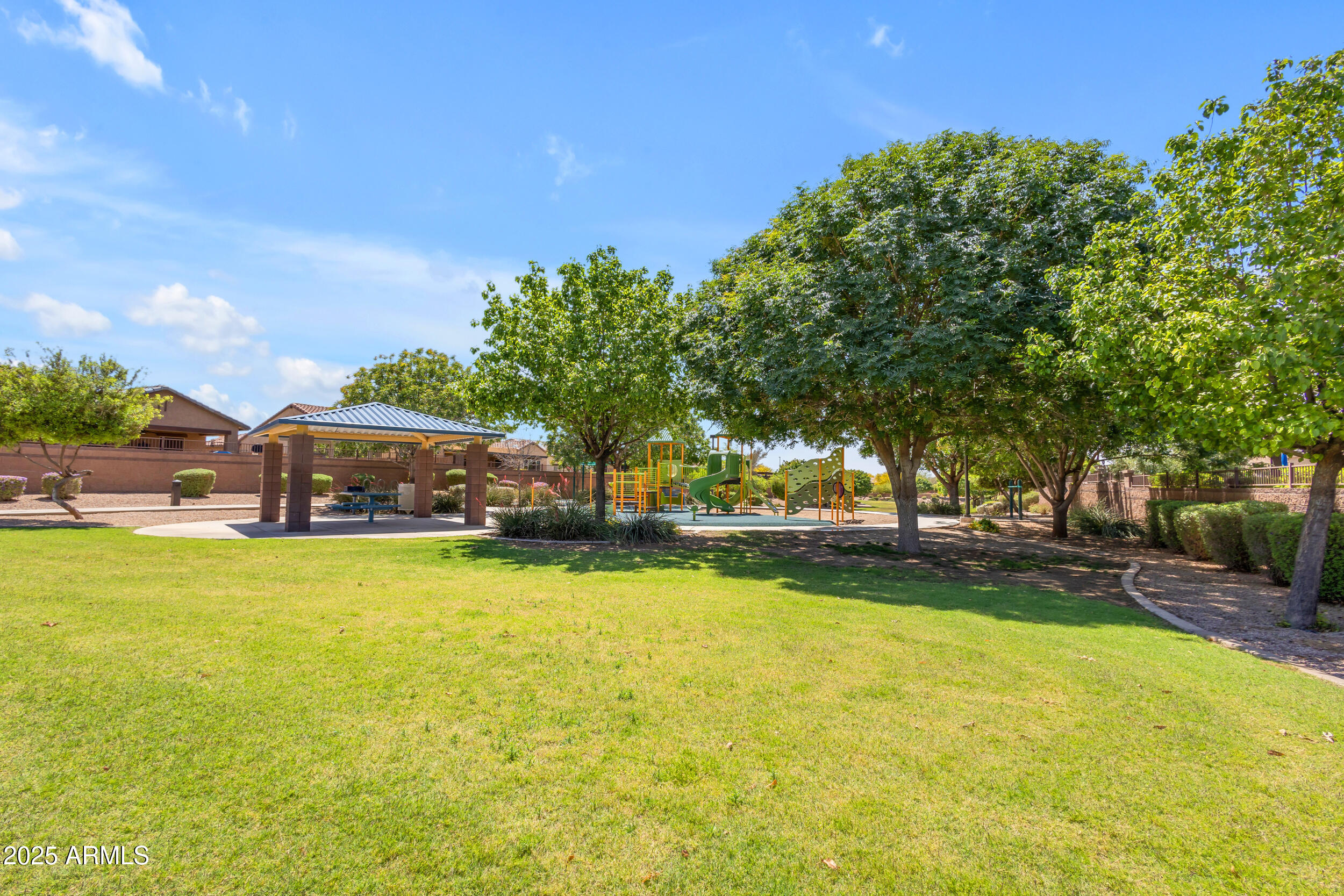 2826 E BELLFLOWER Drive