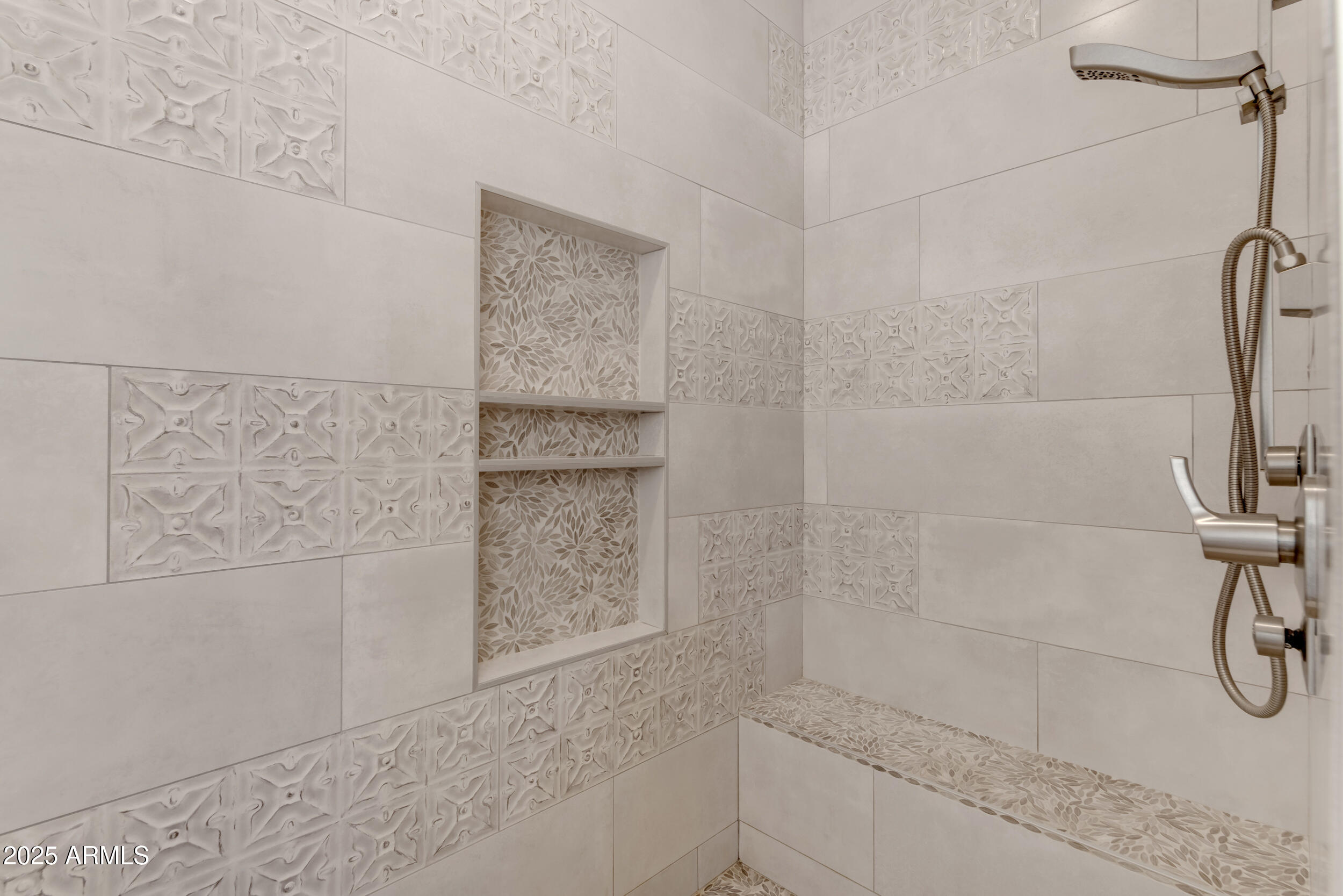 2826 E BELLFLOWER Drive