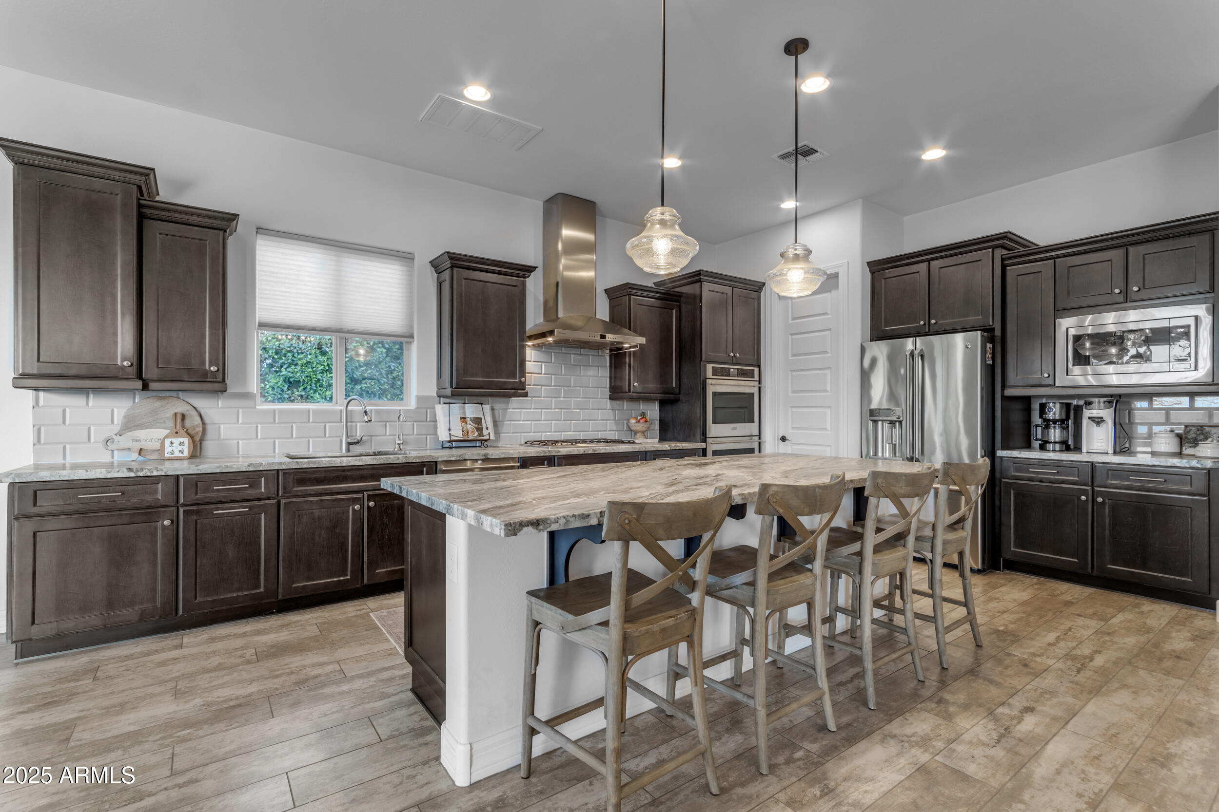 2826 E BELLFLOWER Drive