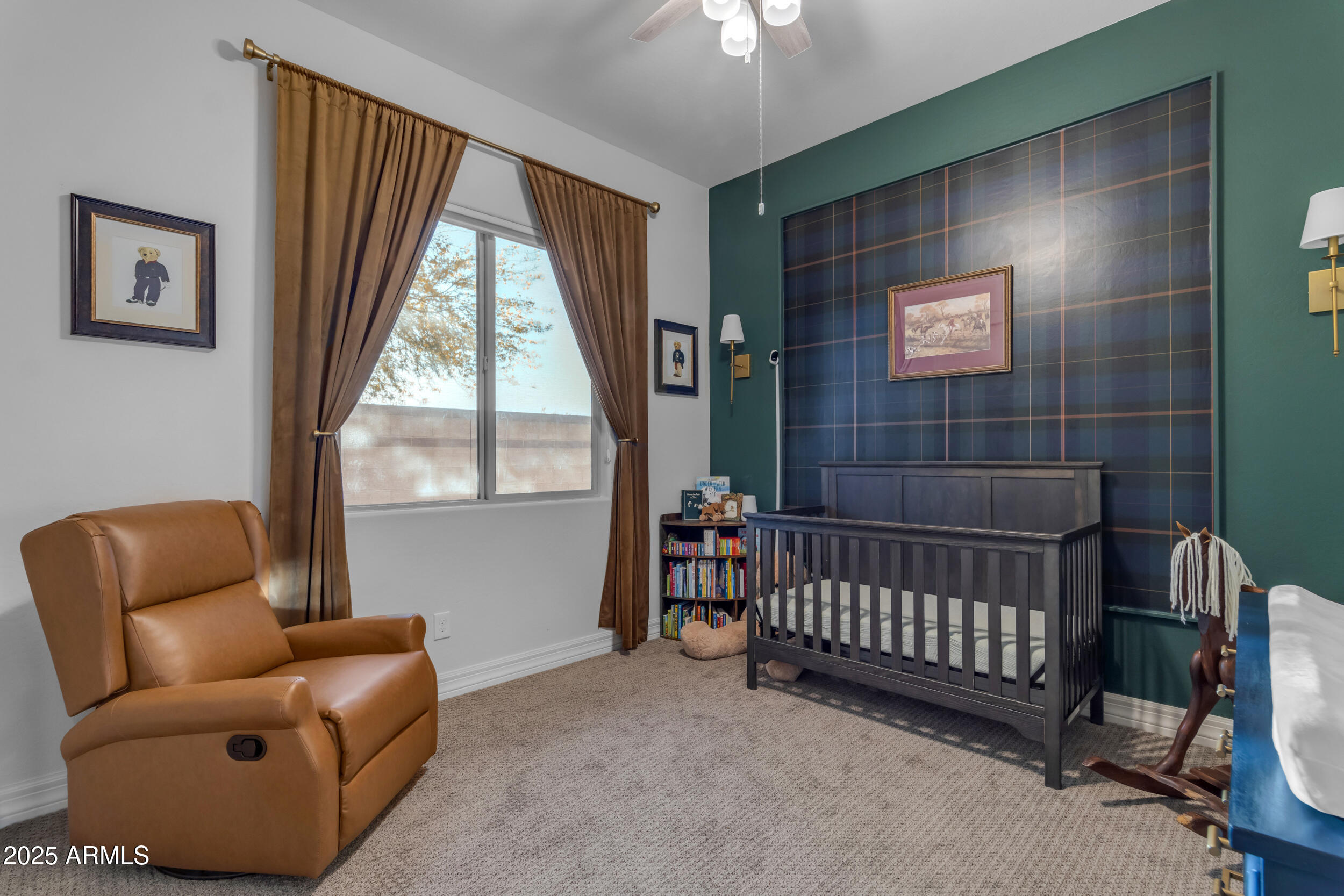 2826 E BELLFLOWER Drive