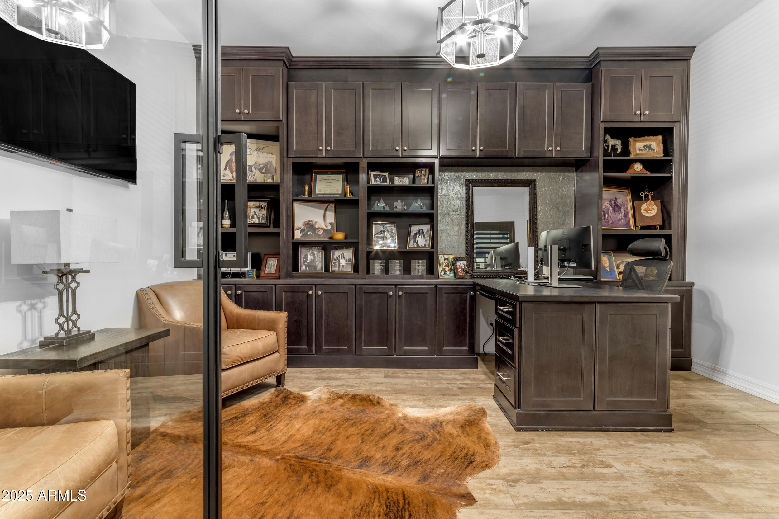 2826 E BELLFLOWER Drive