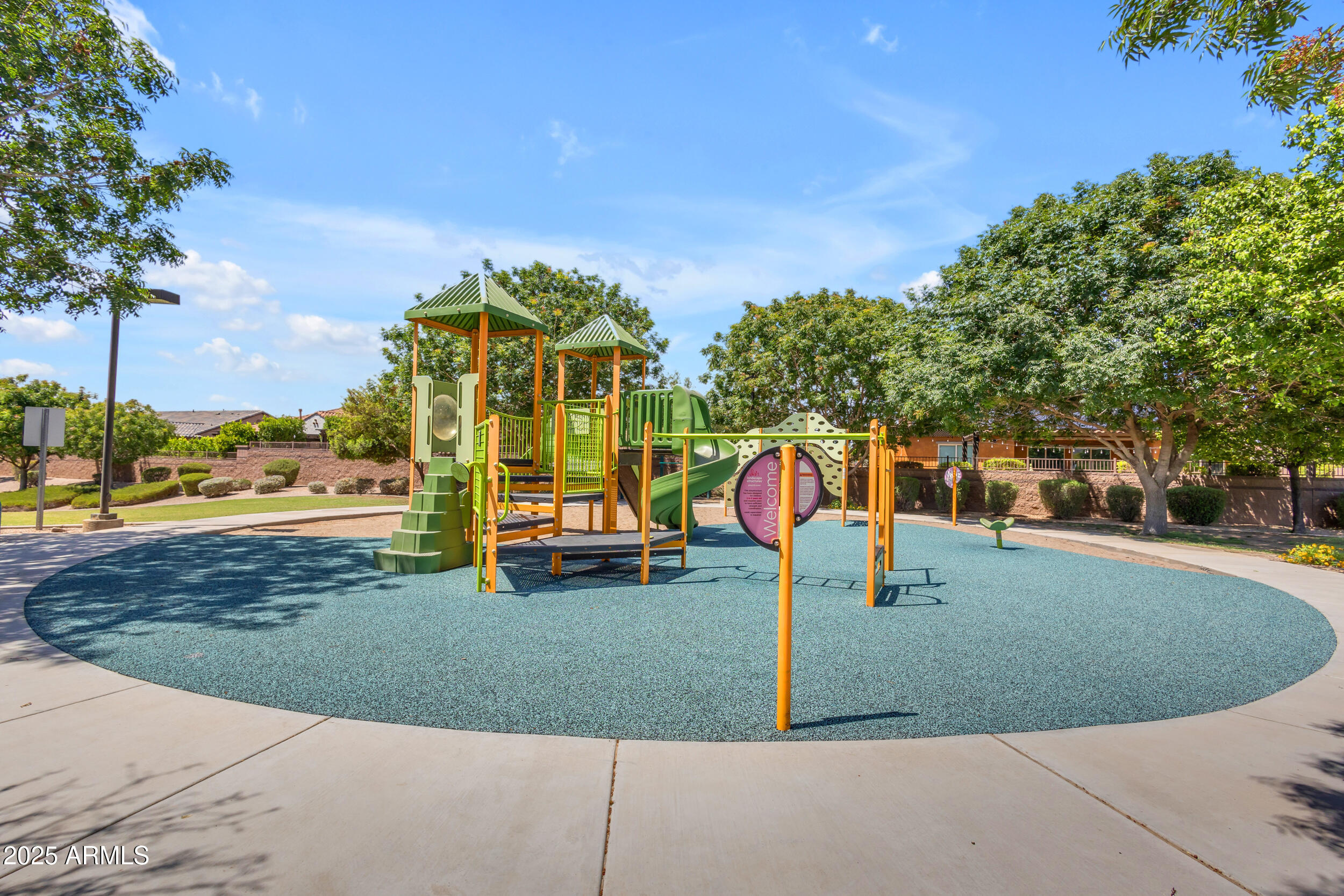 2826 E BELLFLOWER Drive