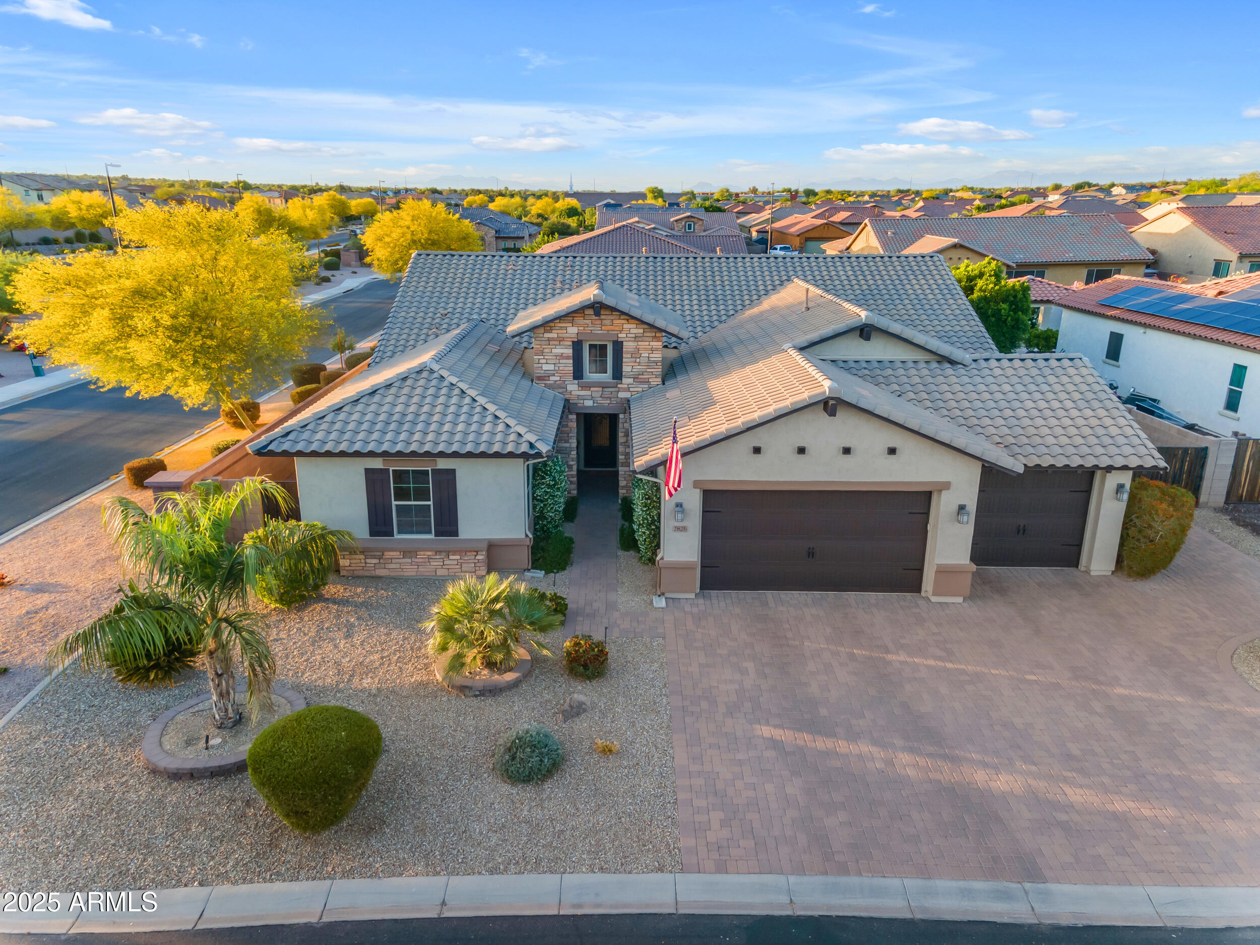 2826 E BELLFLOWER Drive