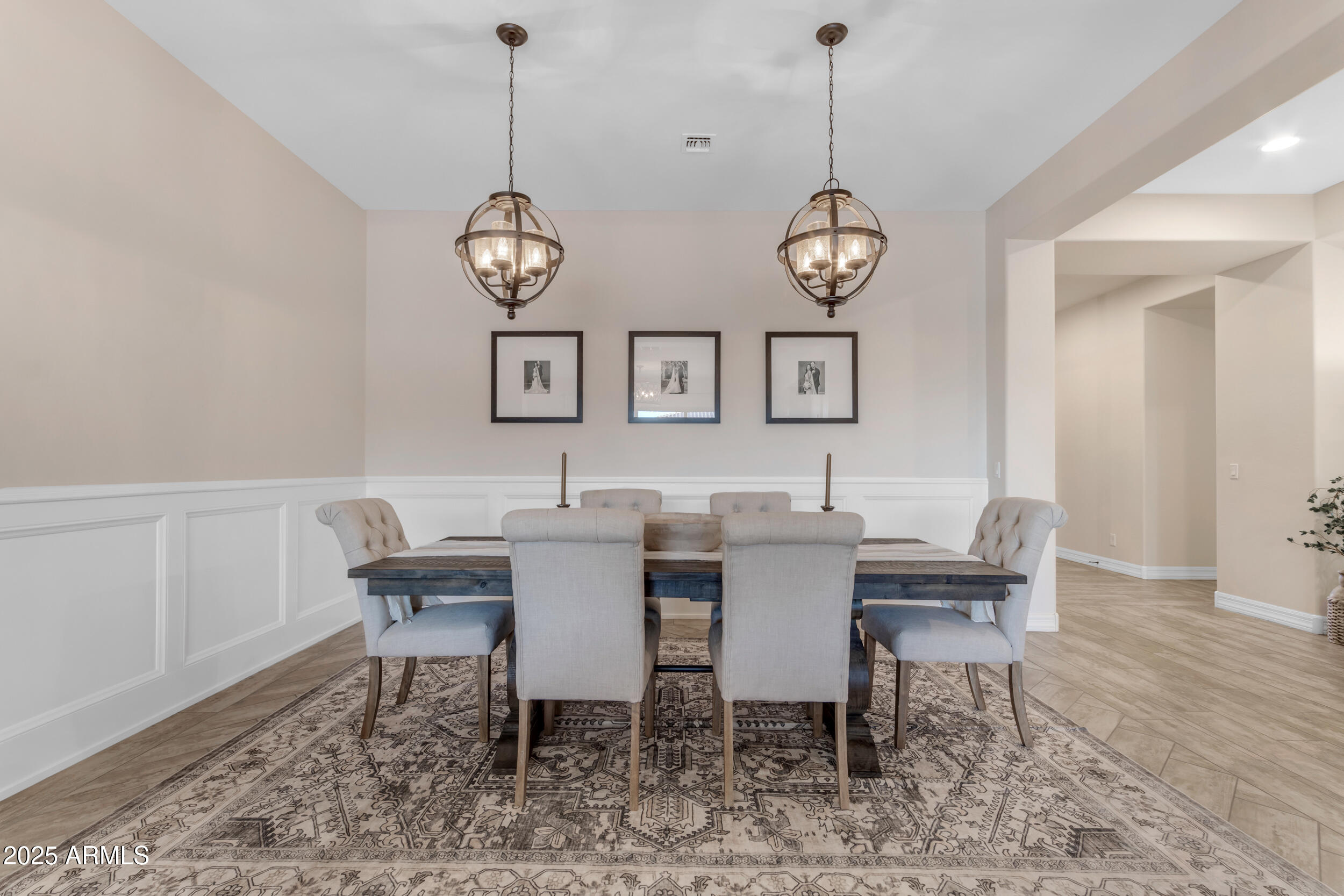 2826 E BELLFLOWER Drive